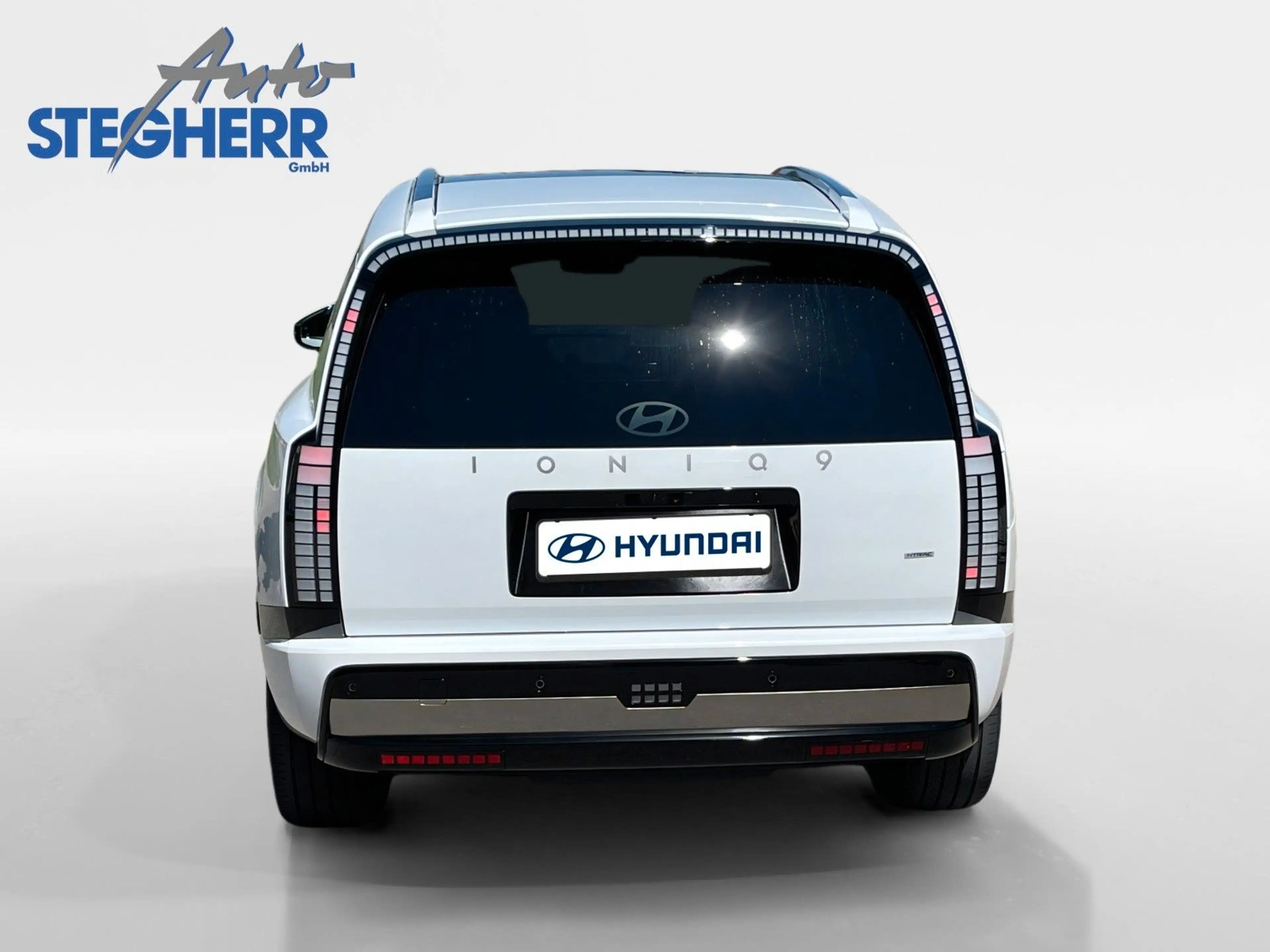 Hyundai IONIQ 9 226 kW 4WD Uniq Panoramadach — photo 4