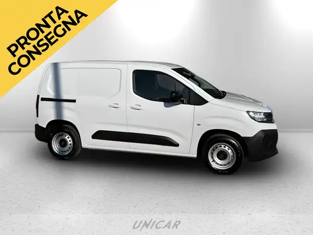 Opel Combo view 4