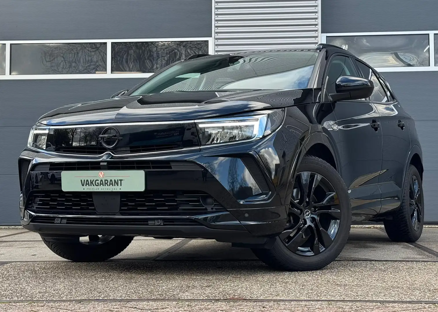 Opel Grandland 1.2 Turbo GS Black Pakket |Stoel/Stuurverw. |Camer Zwart - 1
