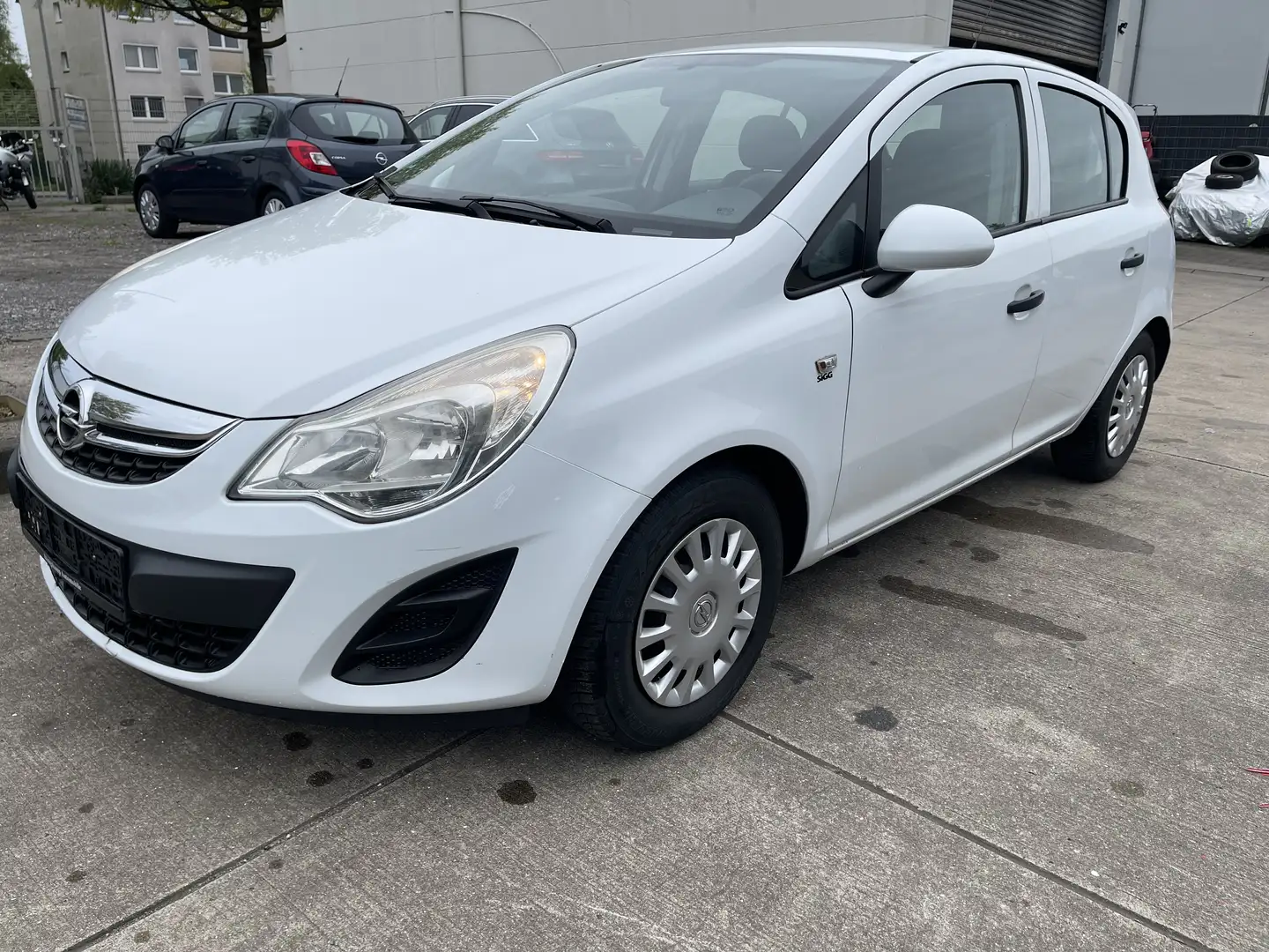 Opel Corsa Selection 1.2 *Gewerbe/Export Preis* *Tüv01/26* Weiß - 1