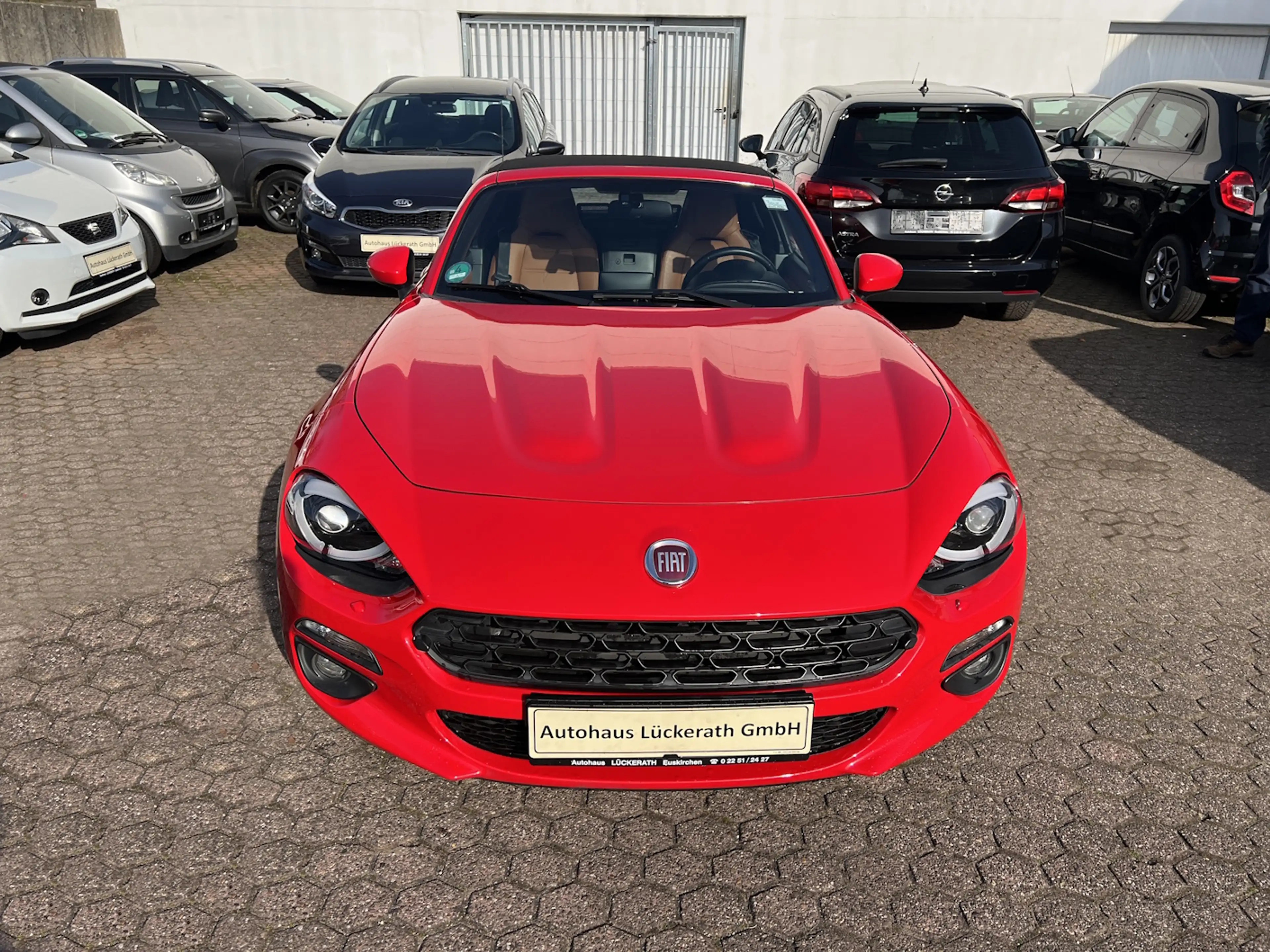 Fiat 124 Spider 124 Spider 1.4 MultiAir Turbo Lusso — photo 2