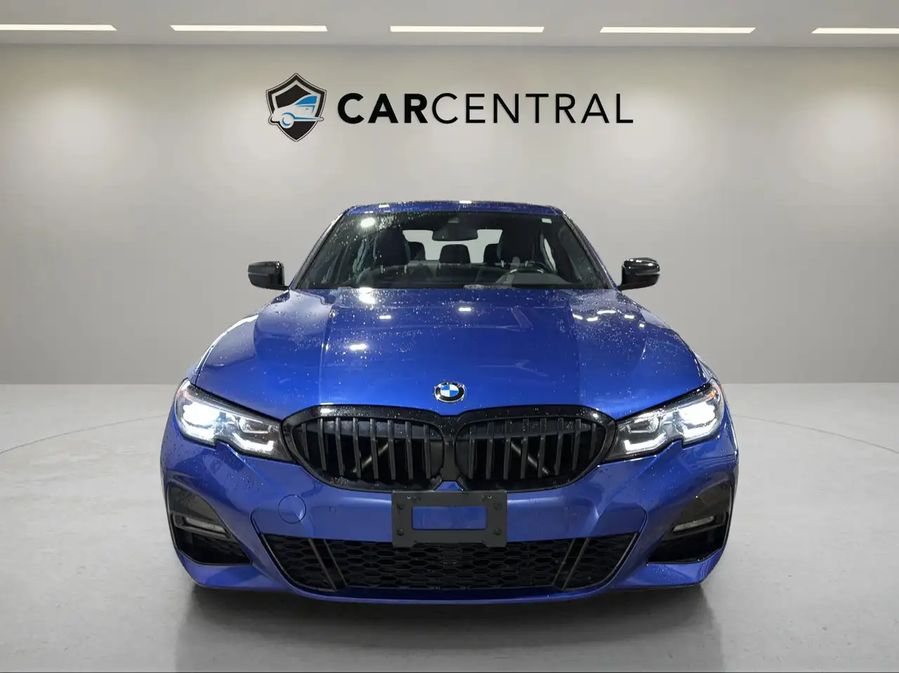 BMW 3 Series снимка BMW 3 Series