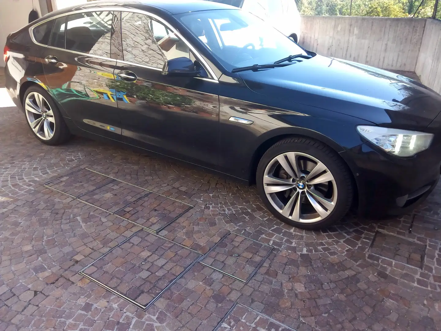BMW 535 GT Negro - 1