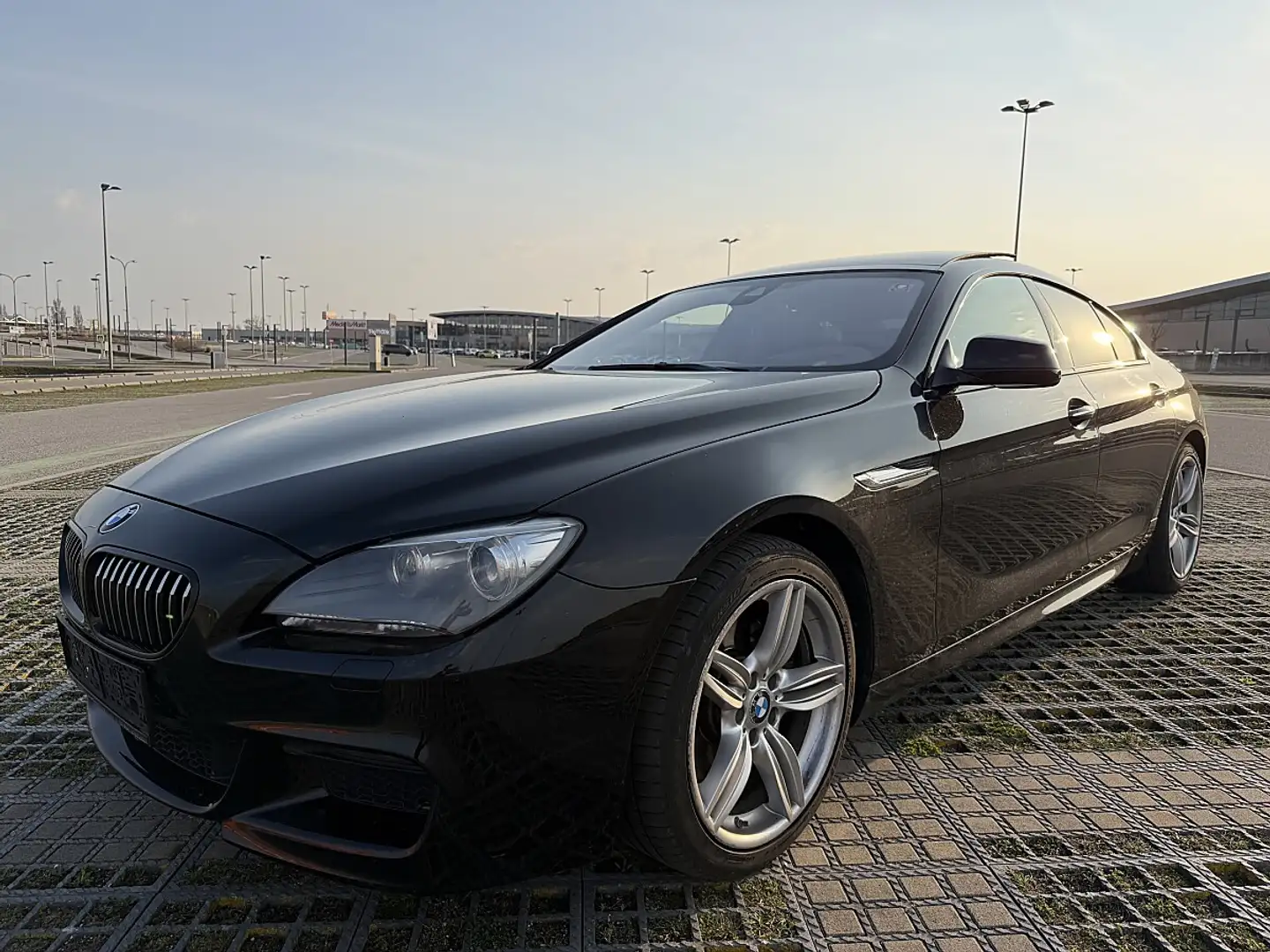 BMW 640 d xDrive Gran Coupé Aut. Schwarz - 1