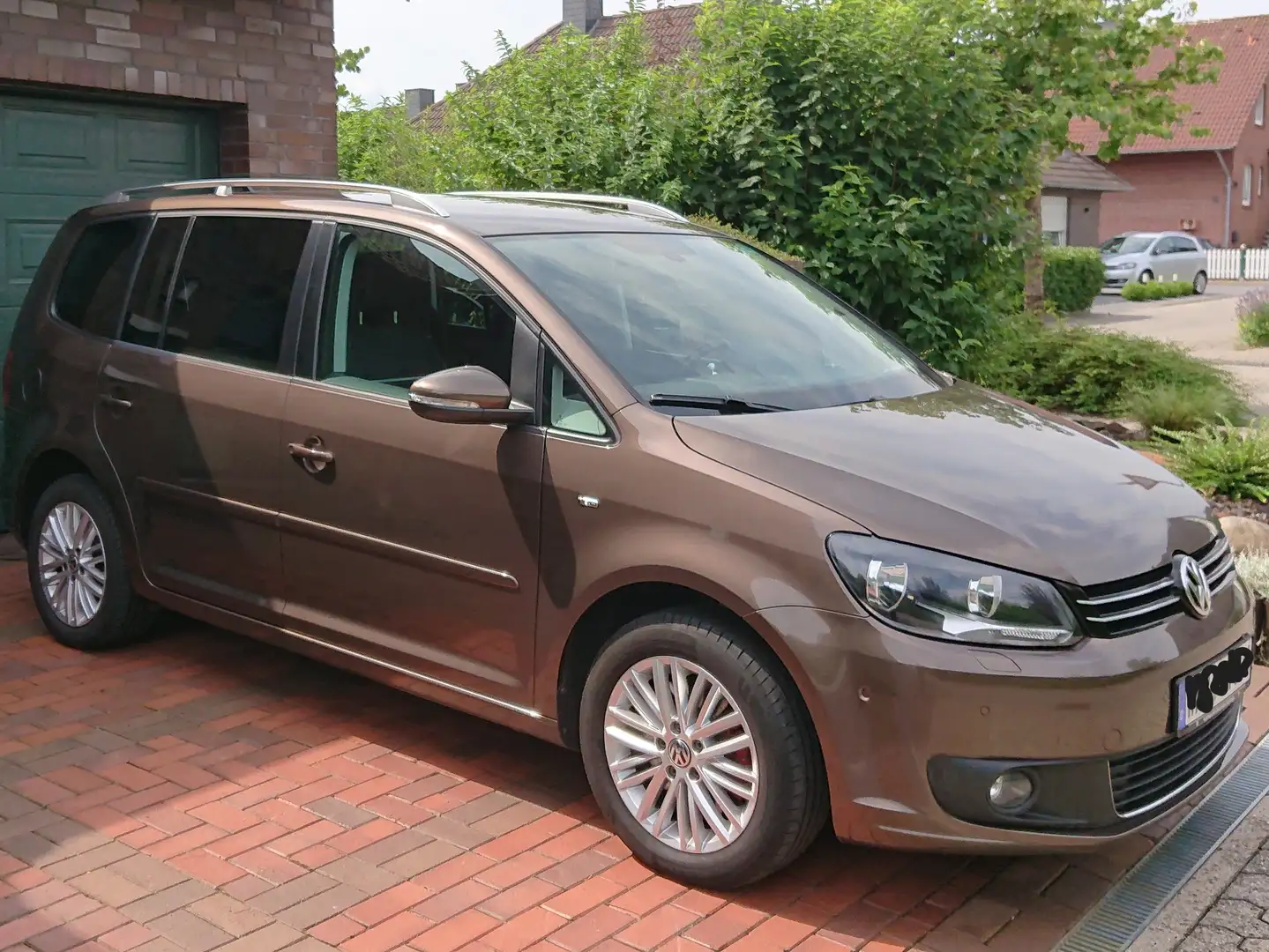 Volkswagen Touran Touran 2.0 TDI DPF BlueMotion Technology Cup Maro - 2