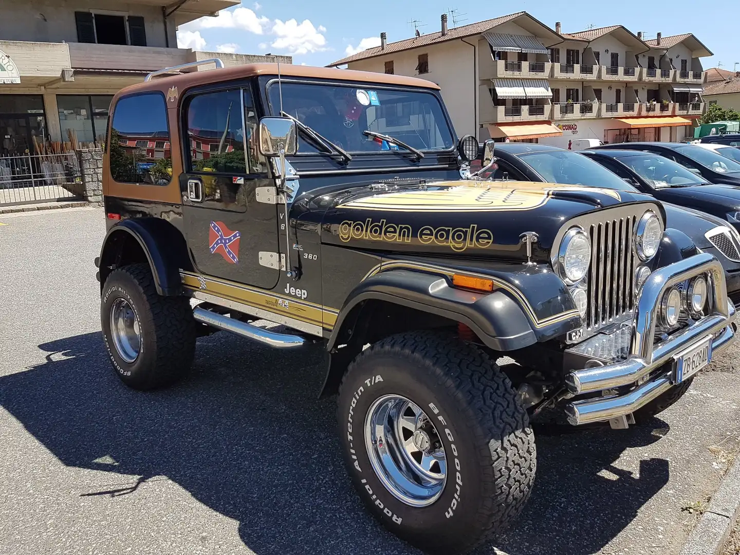 Jeep CJ-7 Golden Eagle V8 amc 360 - 1