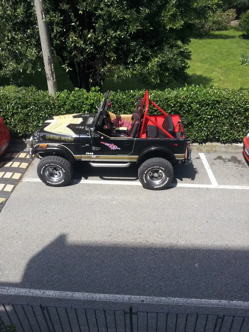 Jeep CJ-7 Golden Eagle V8 amc 360 - 2