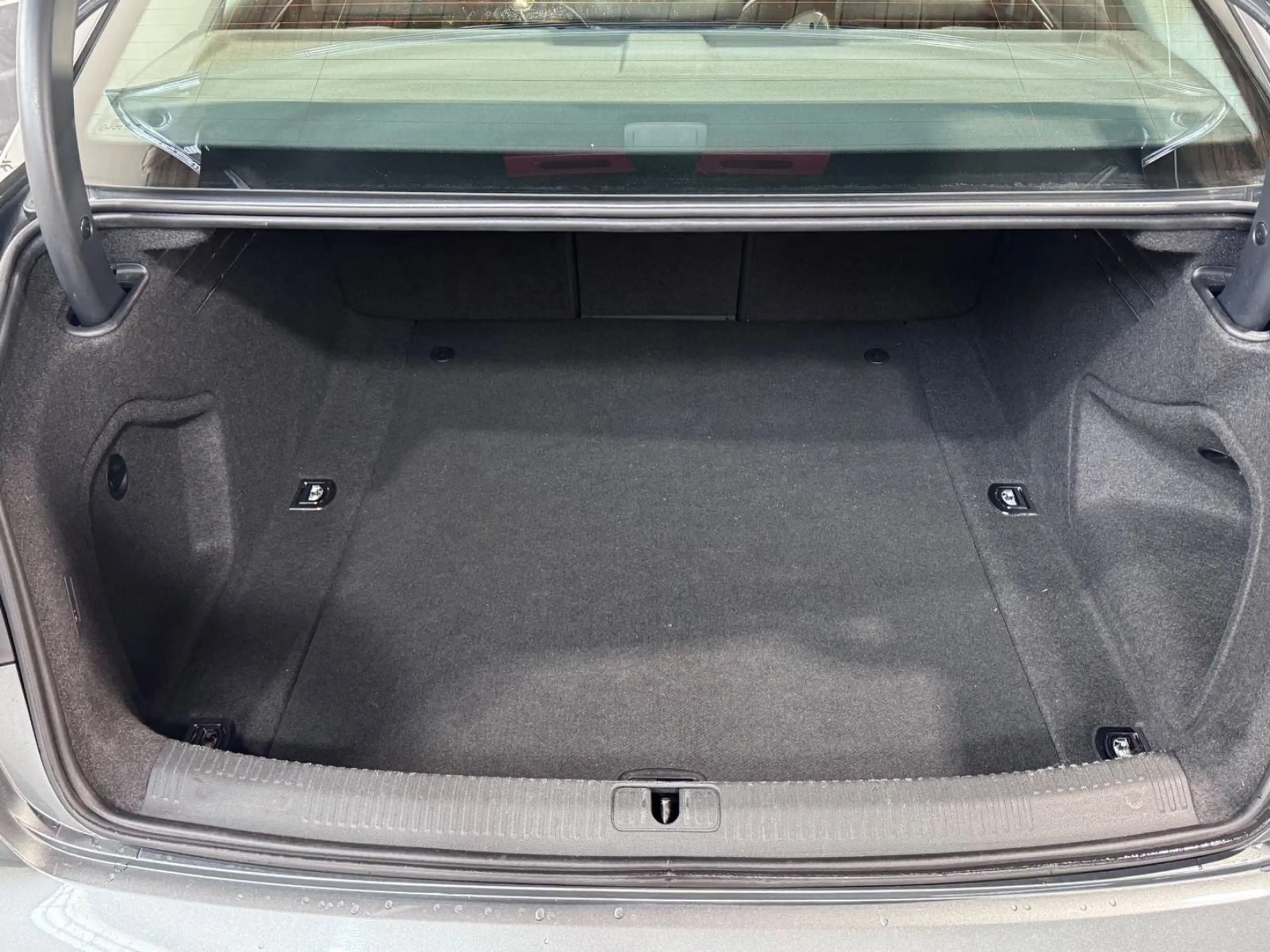 Audi A4 Lim. *Automatik*Vollleder*Navi*BiXenon*ACC* — photo 10