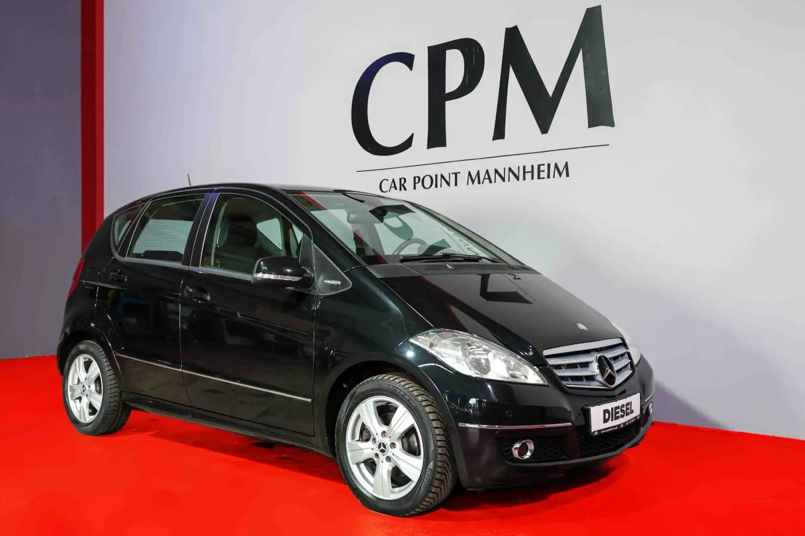 Mercedes-Benz A 180 CDI AVANTGARDE *AUTOMATIK* PDC SHZ TEMP. Schwarz - 1