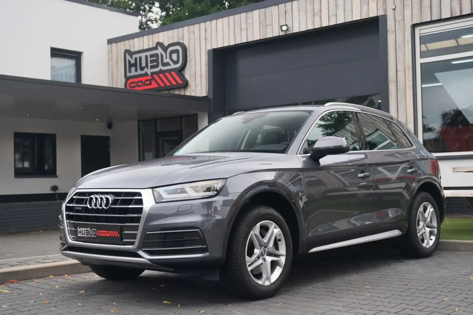 Audi Q5 2.0 TFSI quattro Grijs - 1