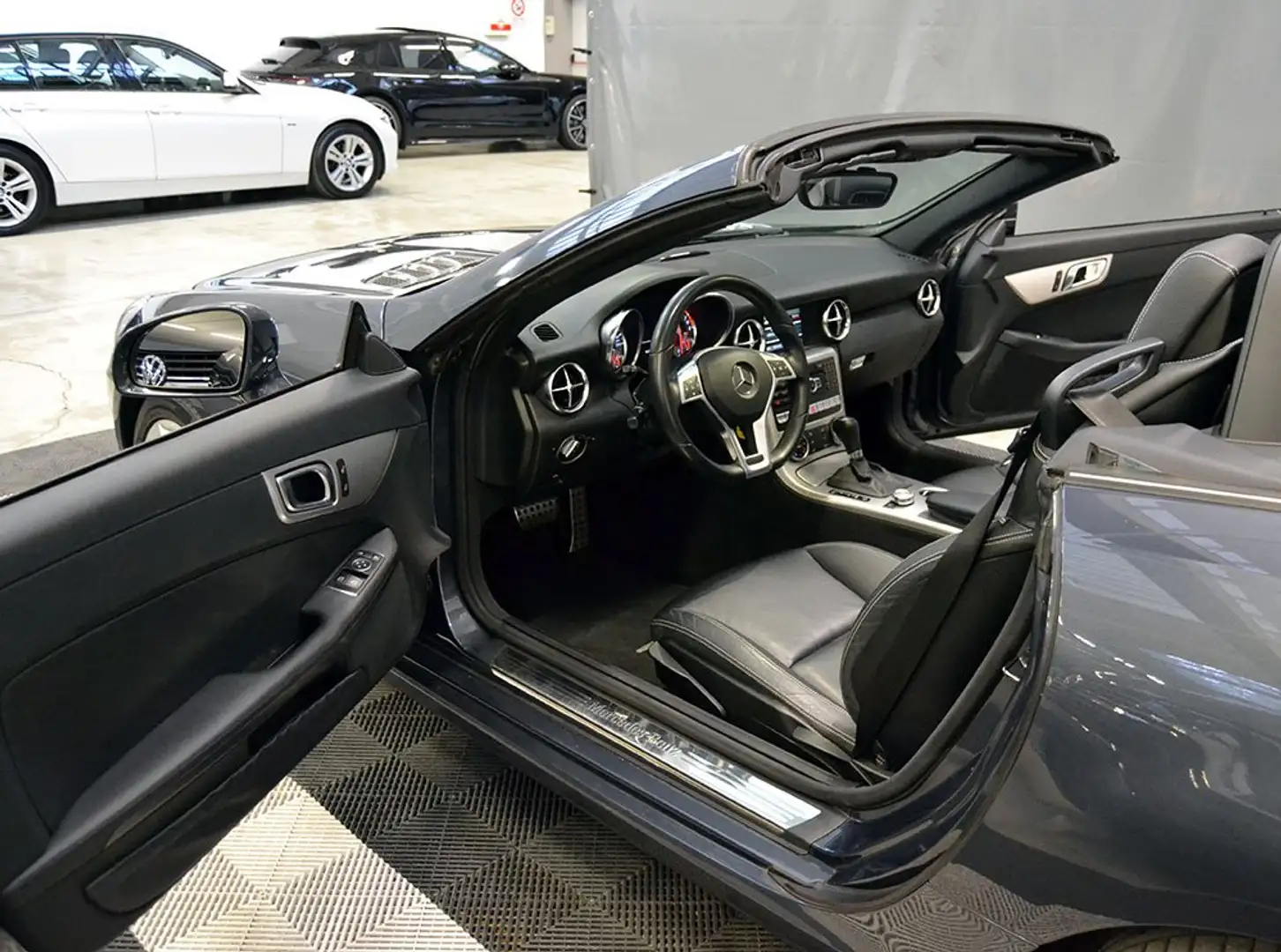 Mercedes-Benz SLK 200 CGI Sport Automatica - Pelle - Airscarf - Pdc Gris - 2