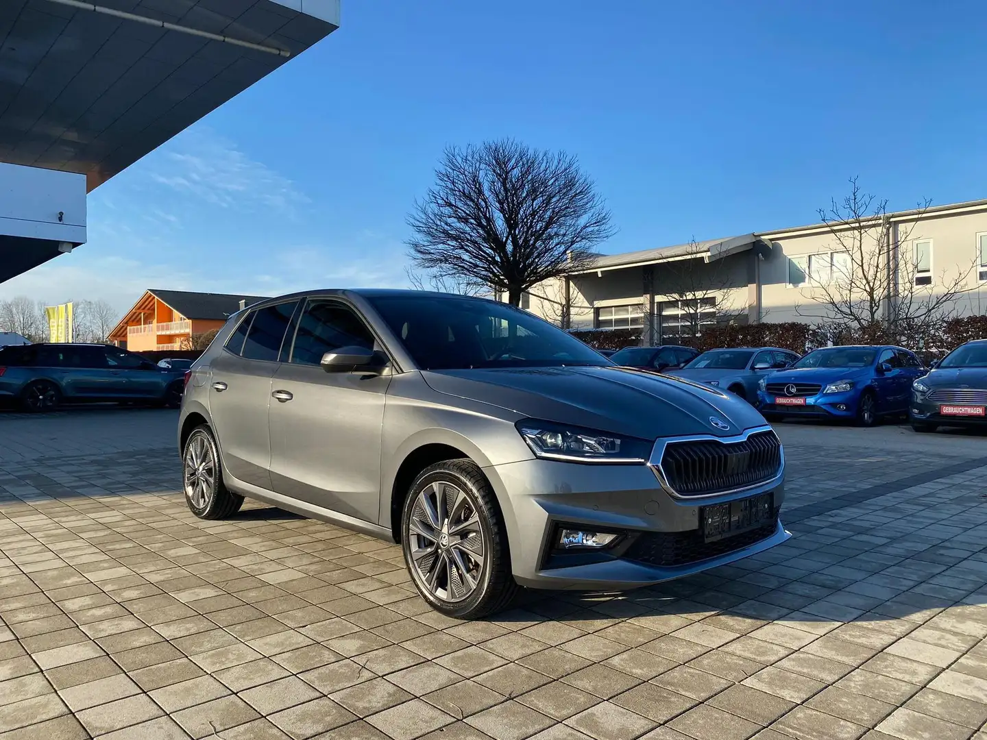 Skoda Fabia Style (D4) 1.0 TSI 110 DYNAMIC|NAV|KAM|VIRTU|LE... Grau - 1