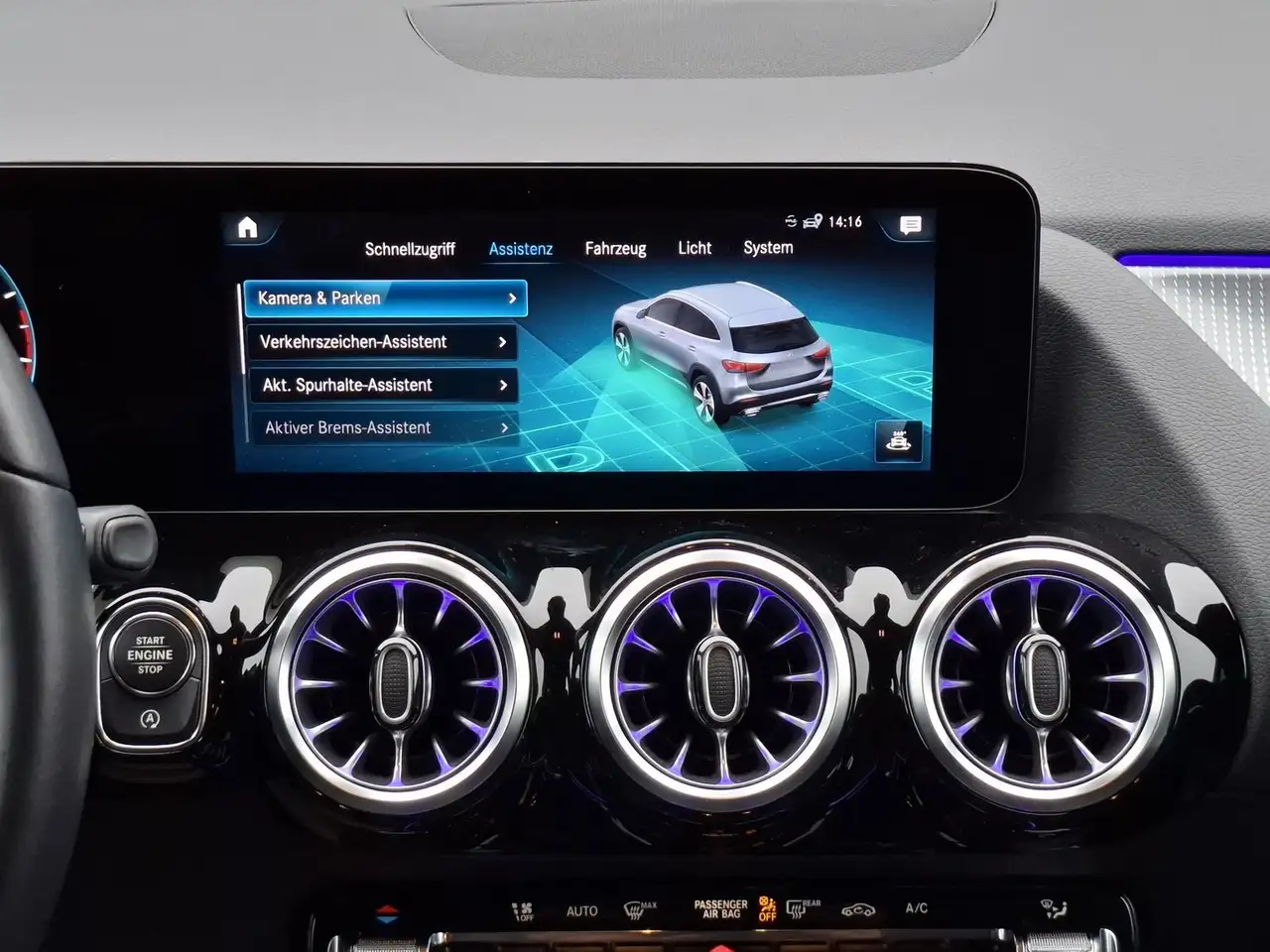 Mercedes-Benz GLA 200 Progressive/7G-DCT/LED/Navi/Kamera/Night 17
