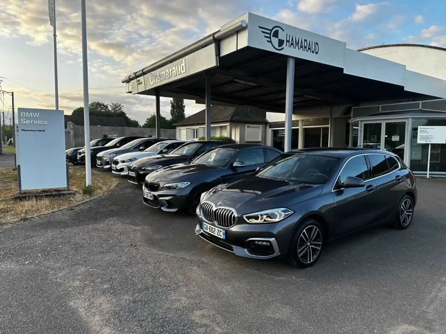 BMW 118 118d 150ch Luxury Gris - 1