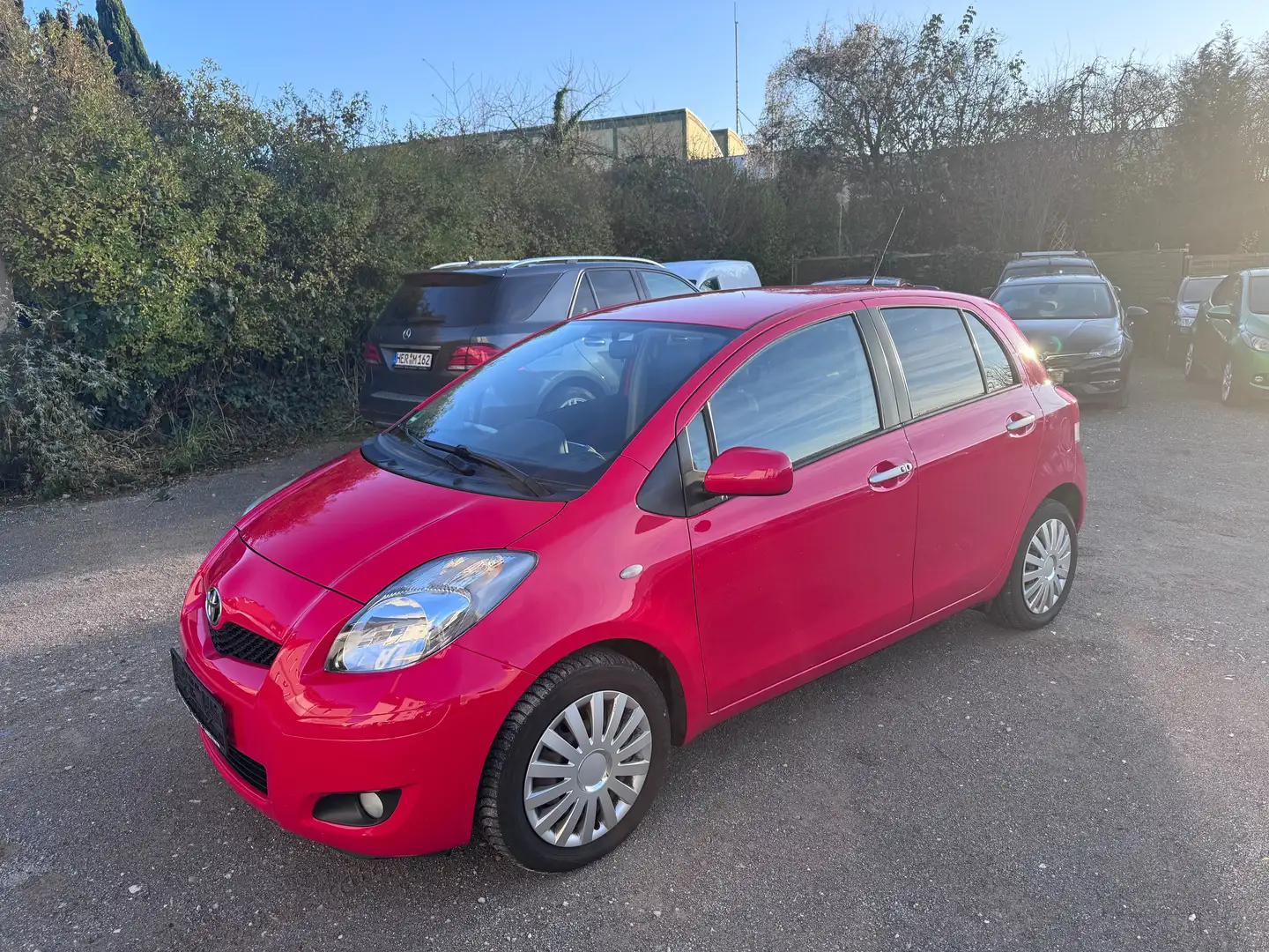 Toyota Yaris Yaris  5-Türer 1.33 VVT-i Cool Rouge - 1