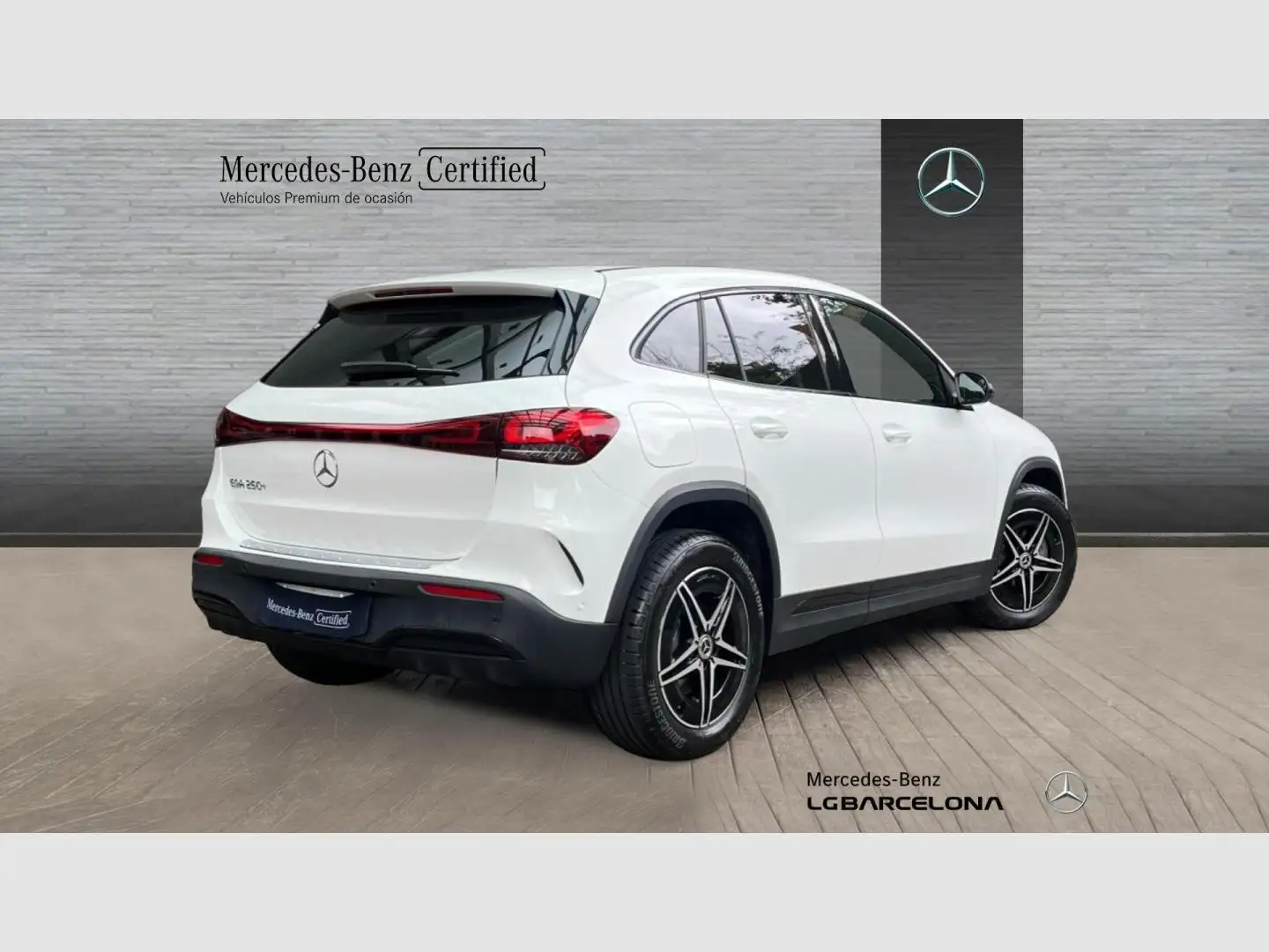 Mercedes-Benz 260 Clase EQA EQA 250+ + AMG Line - 2