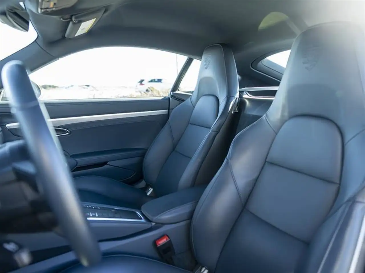Porsche 718 Cayman снимка Porsche 718 Cayman