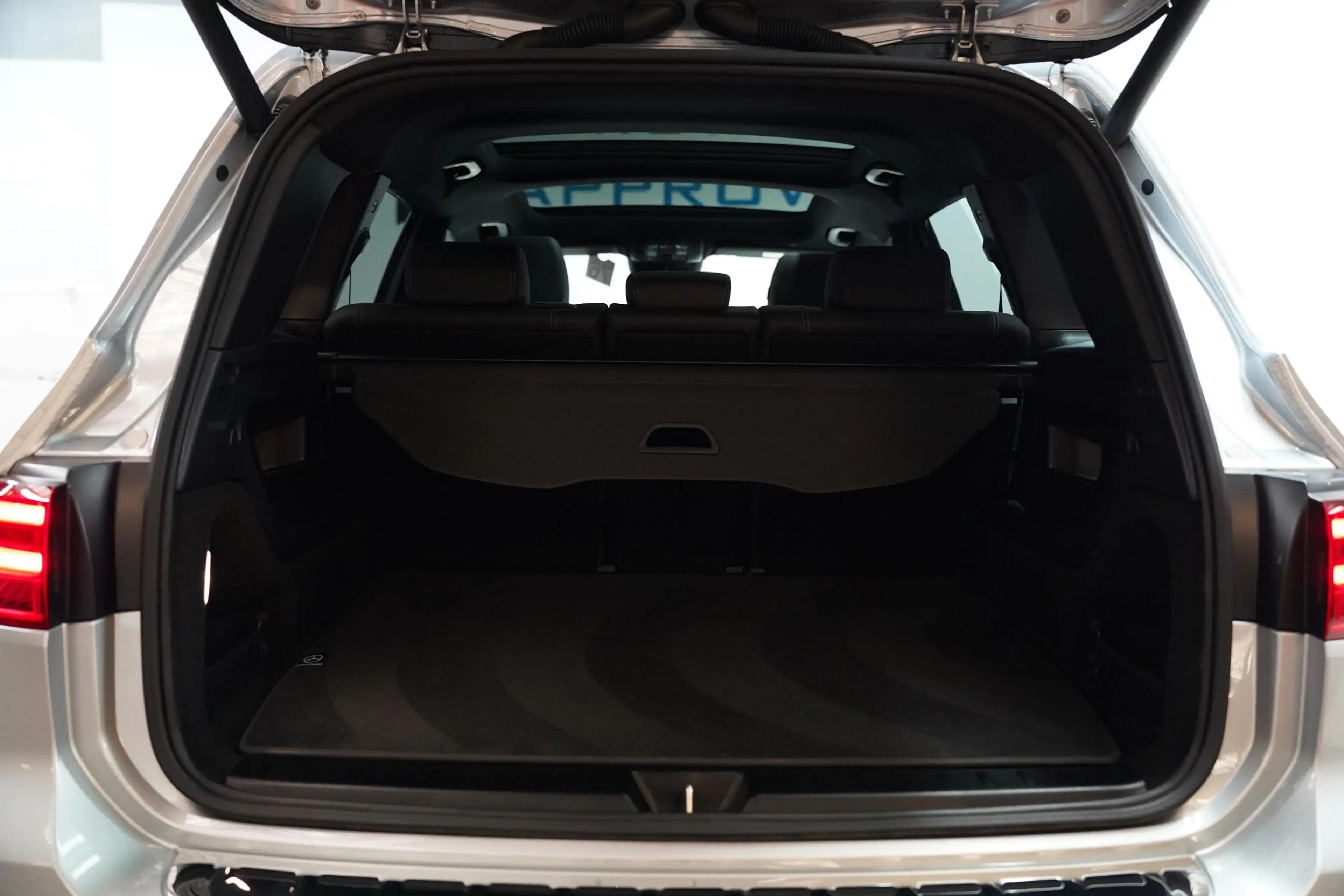 Mercedes-Benz EQB 250 EQB 250+ Business Line | Pano — photo 8