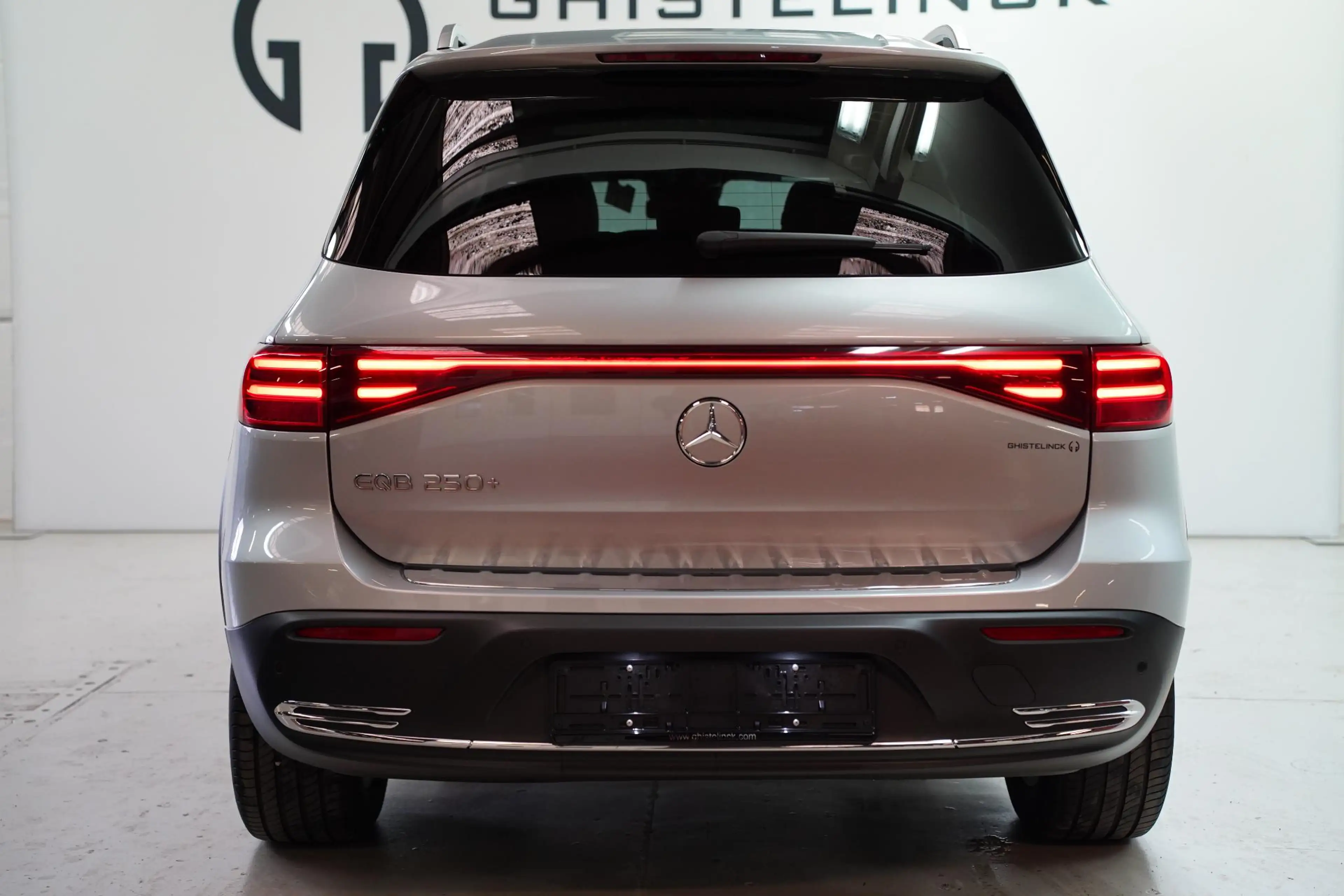 Mercedes-Benz EQB 250 EQB 250+ Business Line | Pano — photo 7