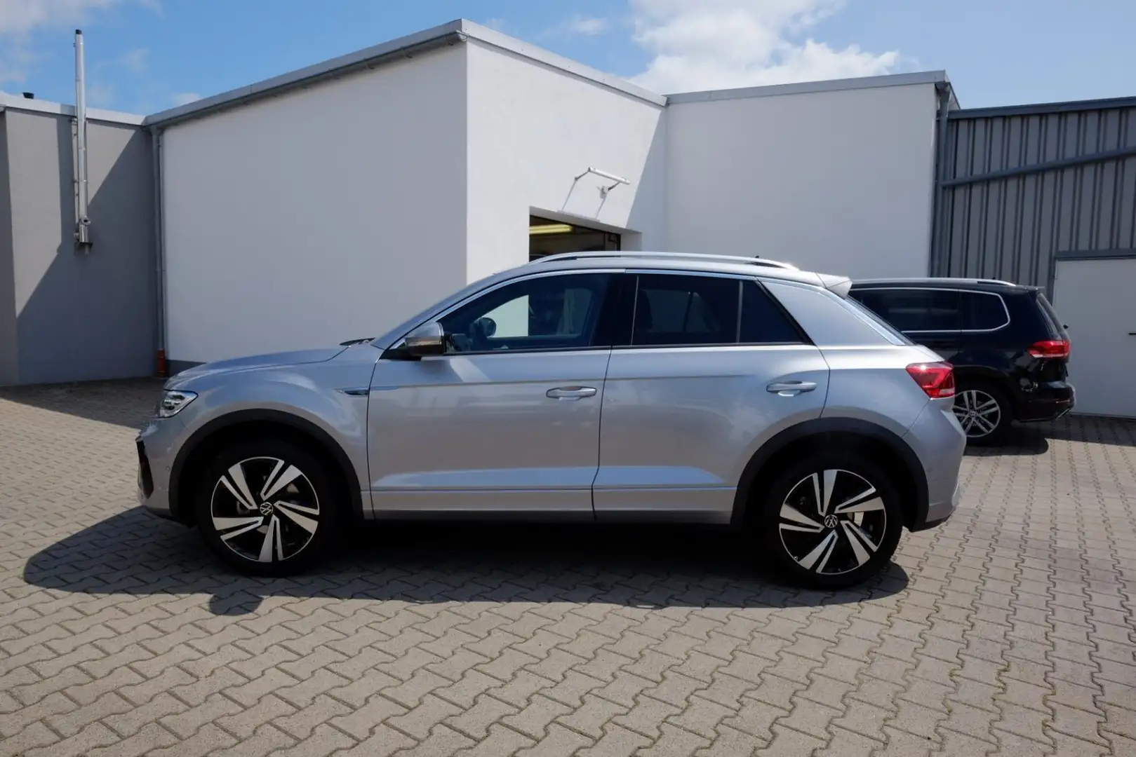 Volkswagen T-Roc 1,5TSI DSG 2 x R-Line Kam/18Z/AppC/LED Noir - 2