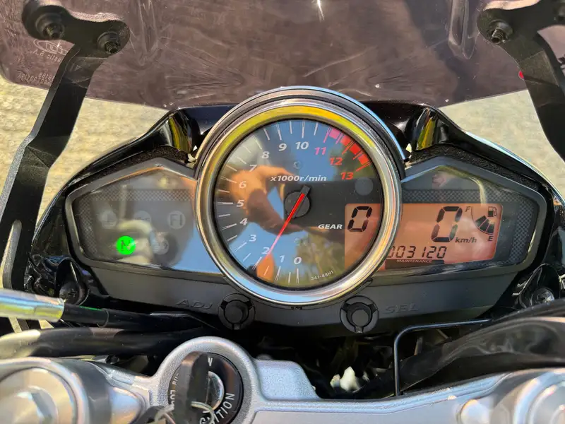 Suzuki Inazuma 250 - foto 3