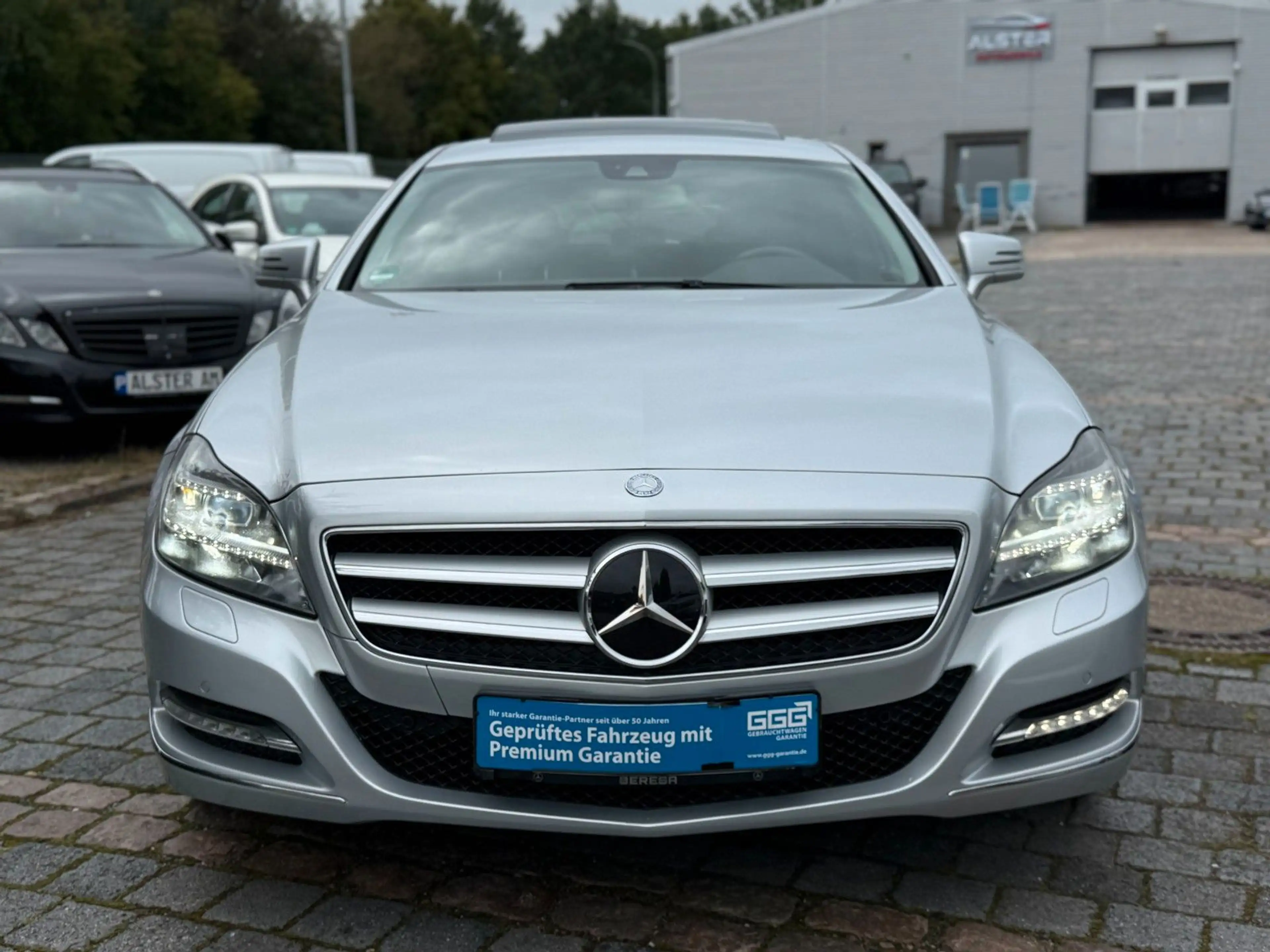 Mercedes-Benz CLS 350 CGI BlueEfficiency — photo 2