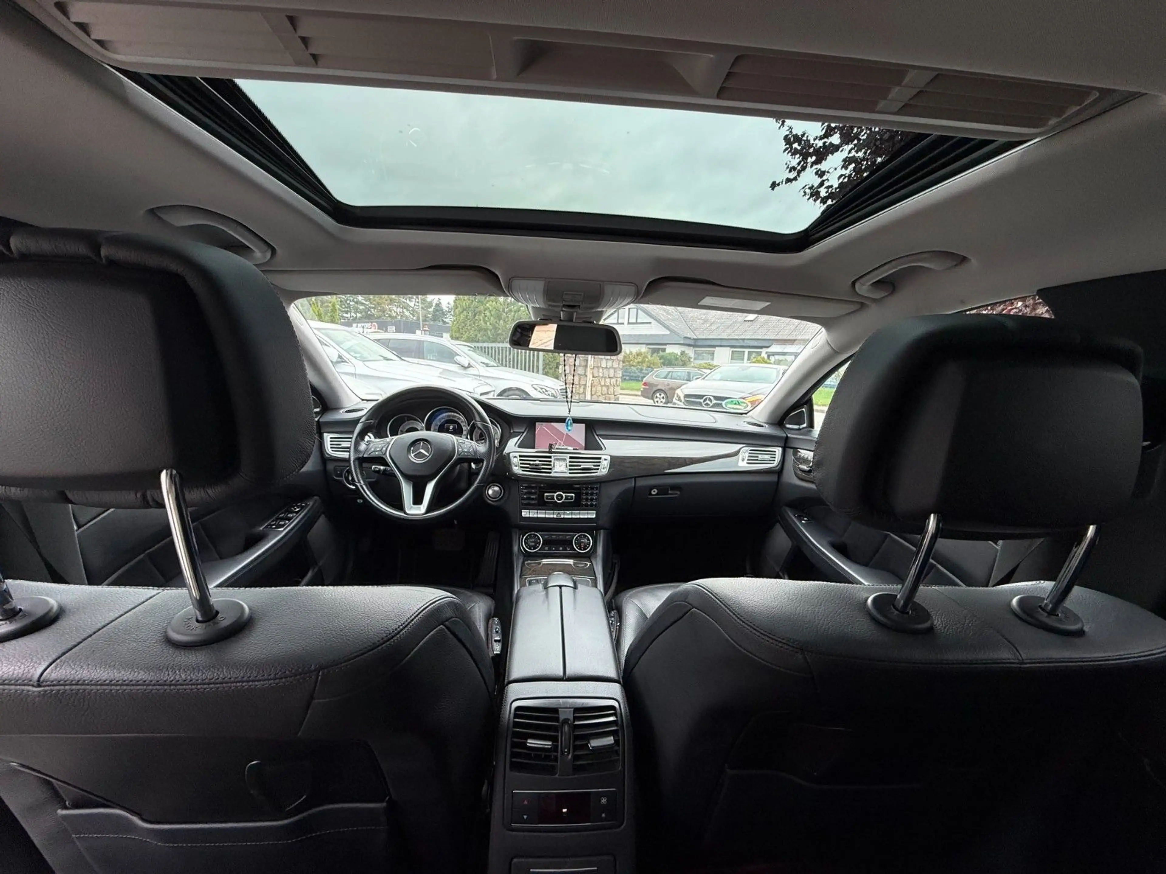 Mercedes-Benz CLS 350 CGI BlueEfficiency — photo 13