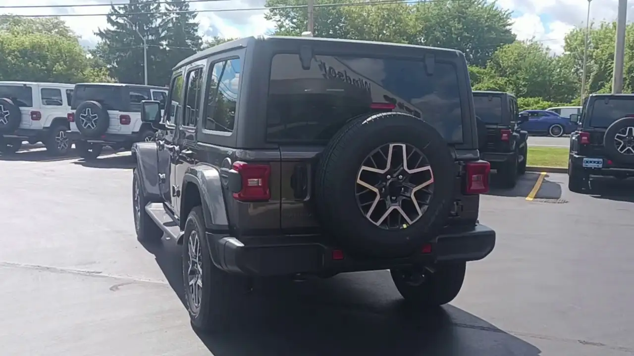 Jeep Wrangler снимка Jeep Wrangler