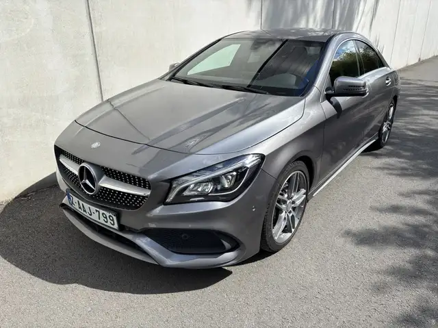 Mercedes-Benz CLA 250 CLA 250 AMG LINE