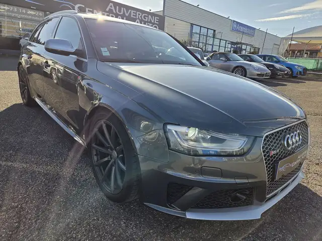 Audi RS4 4.2 V8 FSI 450CH QUATTRO S TRONIC 7