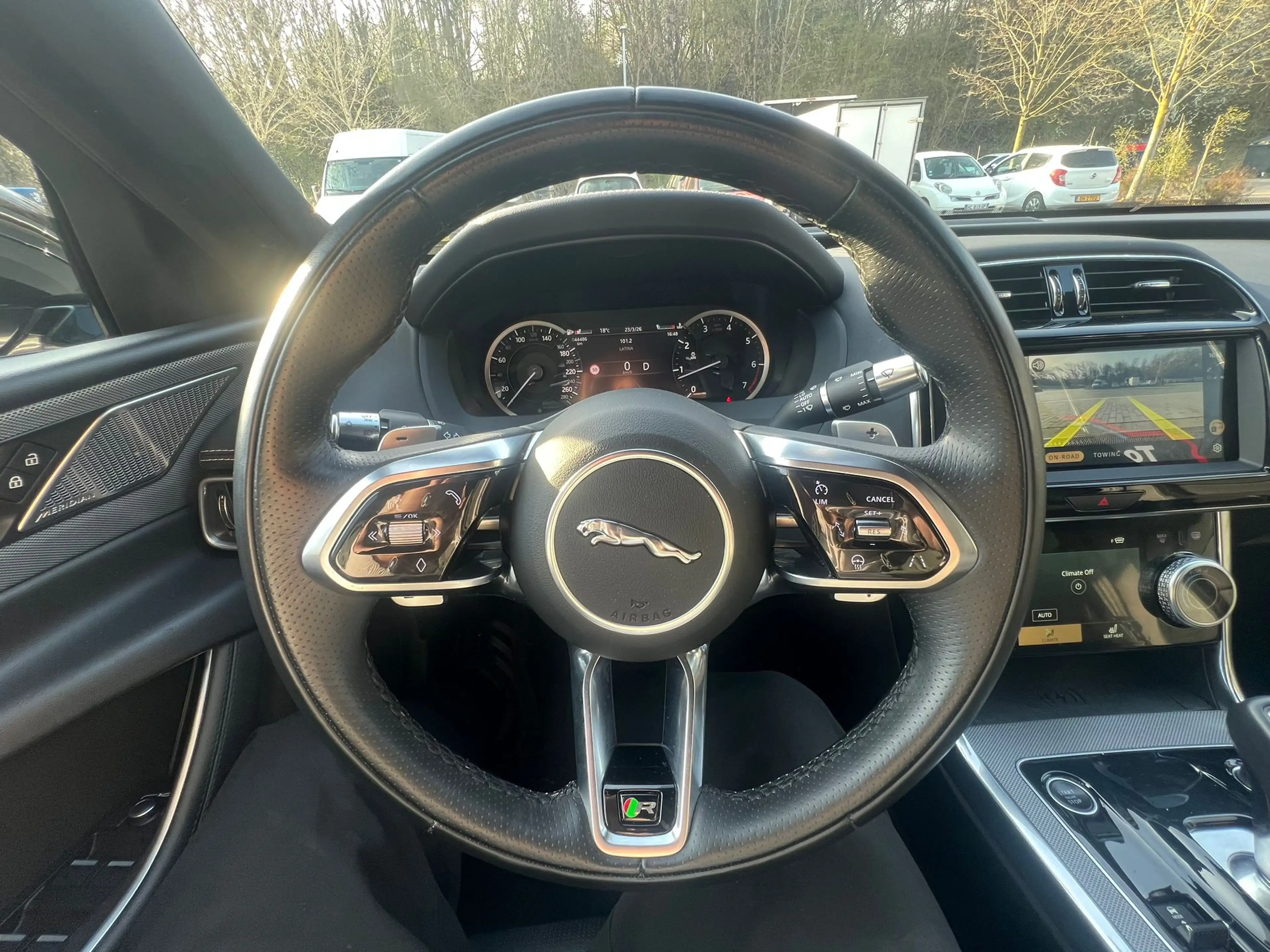 Jaguar XE P300 AWD R-Dynamic Black — photo 7