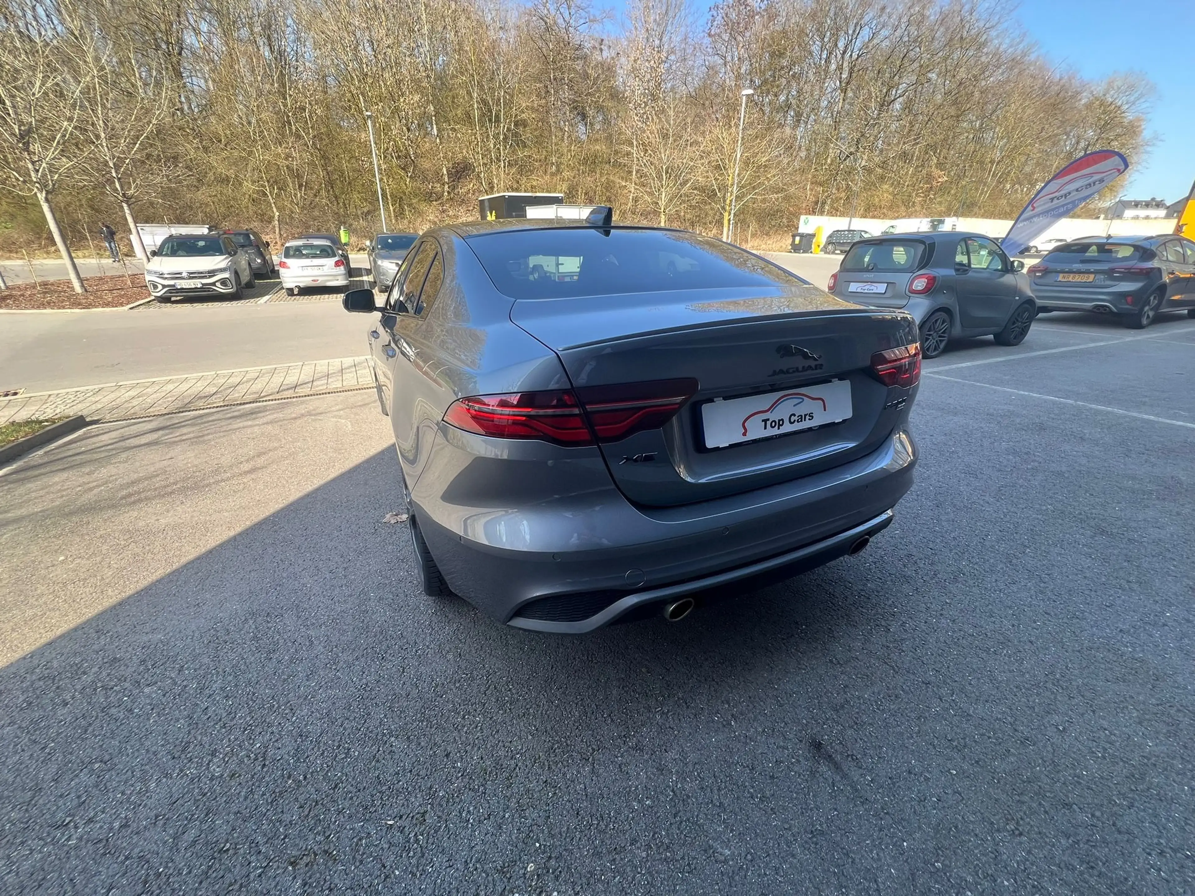 Jaguar XE P300 AWD R-Dynamic Black — photo 5