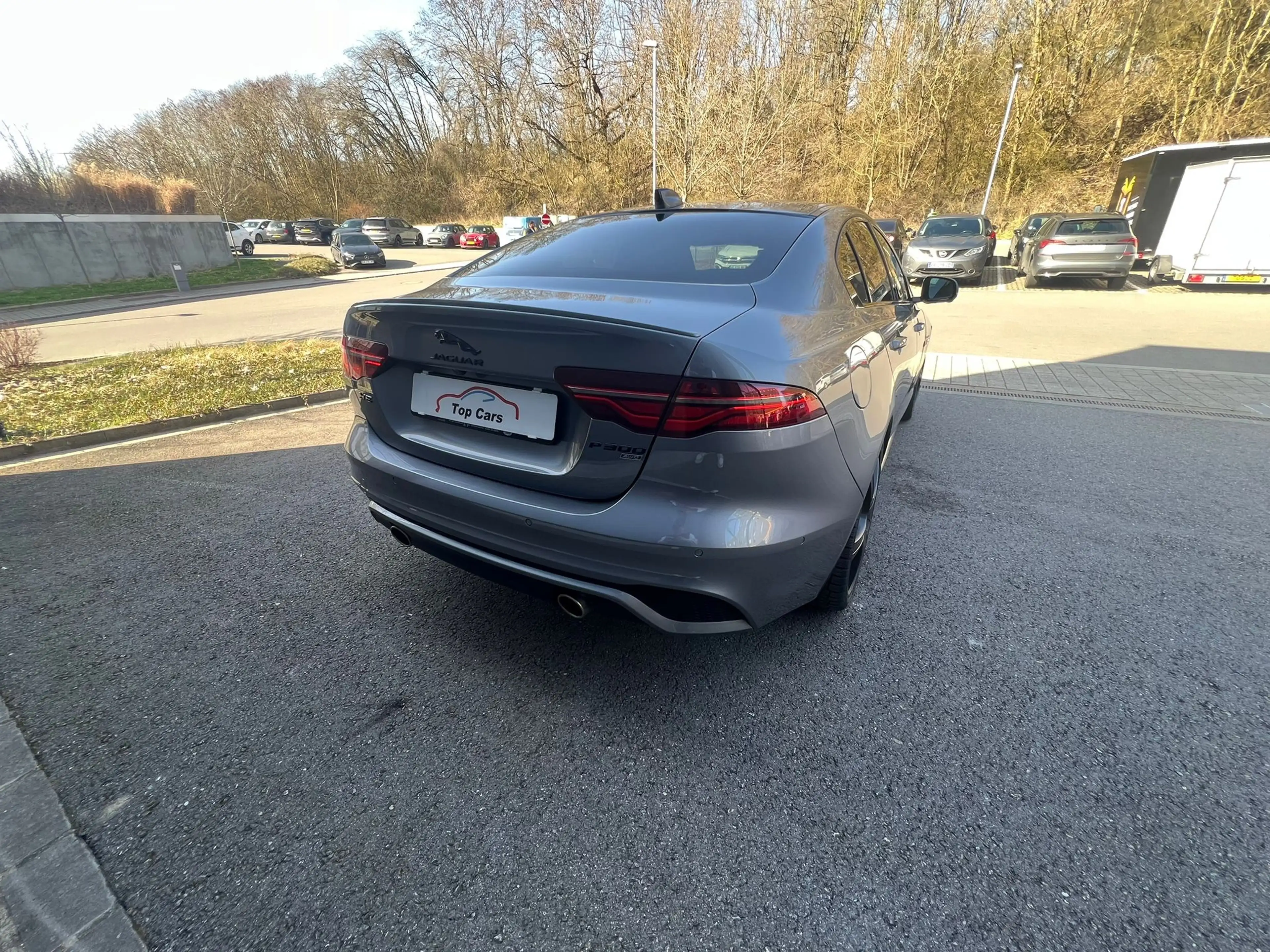 Jaguar XE P300 AWD R-Dynamic Black — photo 3