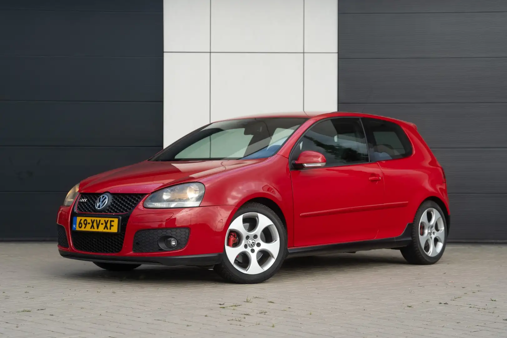 Volkswagen Golf 2.0 TFSI GTI 60 Rood - 1