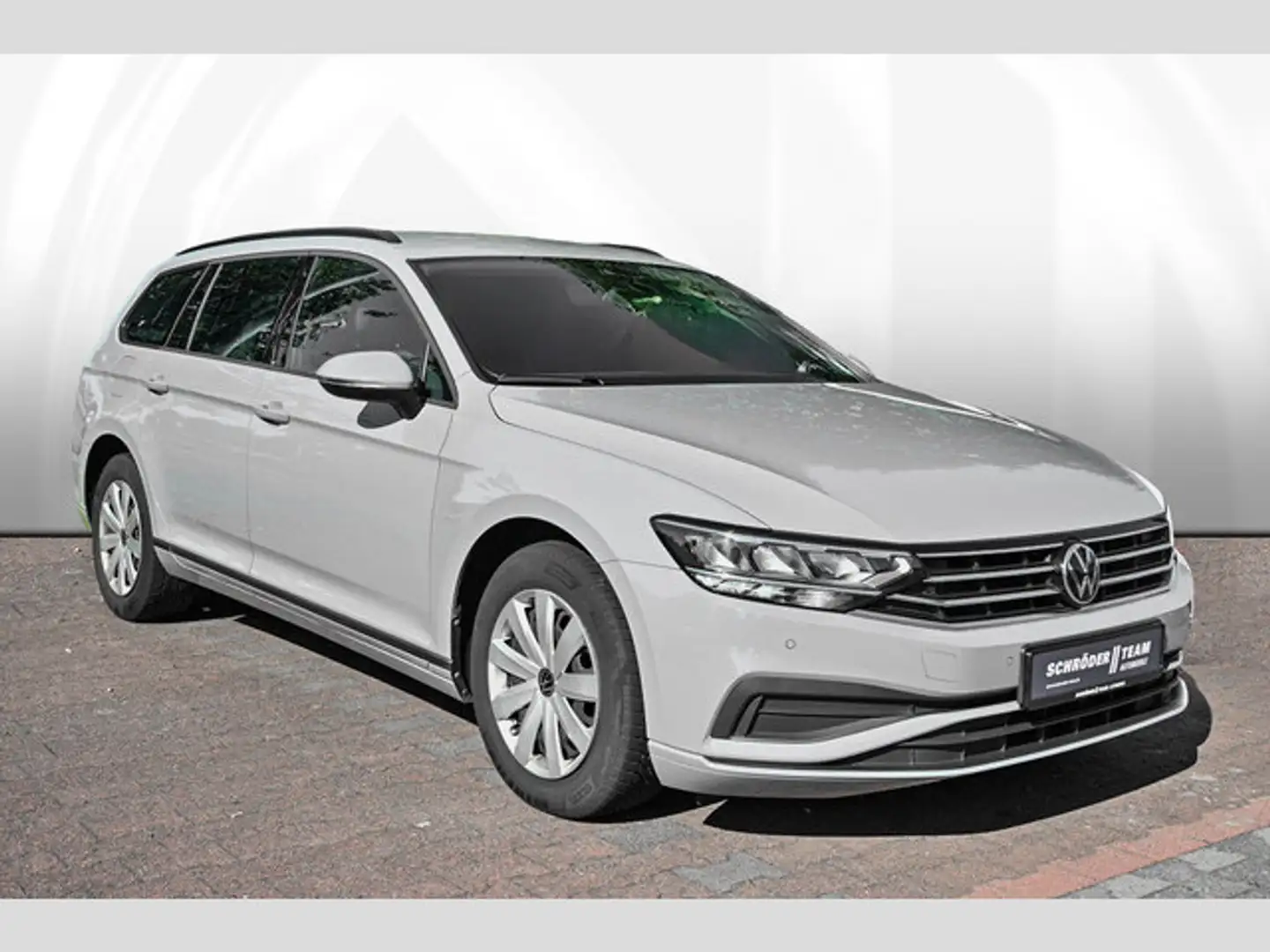 Volkswagen Passat Variant 1.5 eTSI DSG Gris - 2