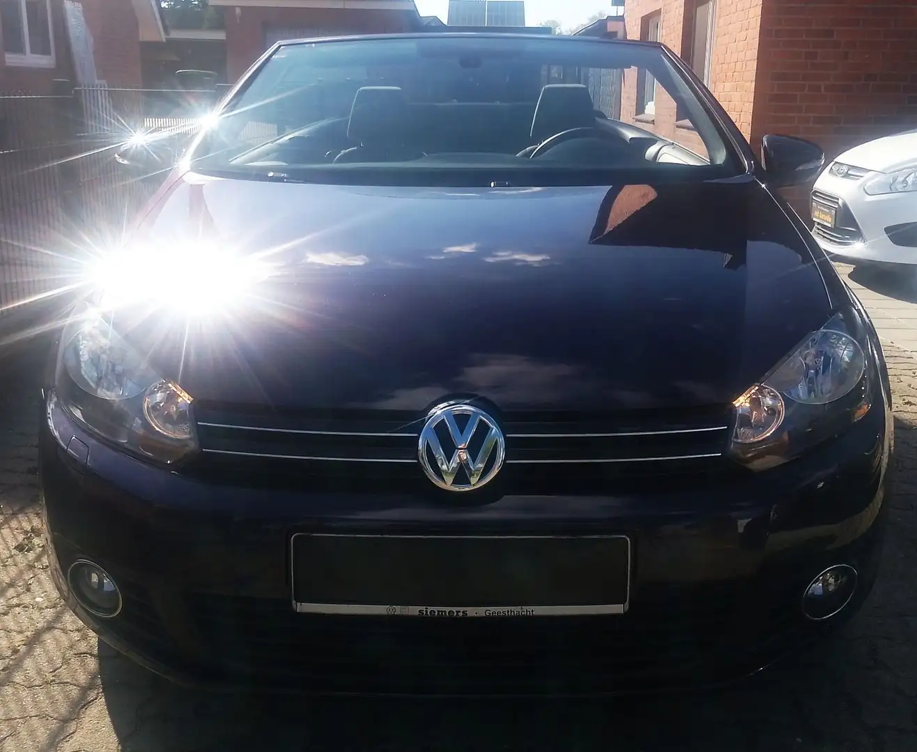 Volkswagen Golf 1.2 TSI BlueMotion Technology Cabriolet - 2
