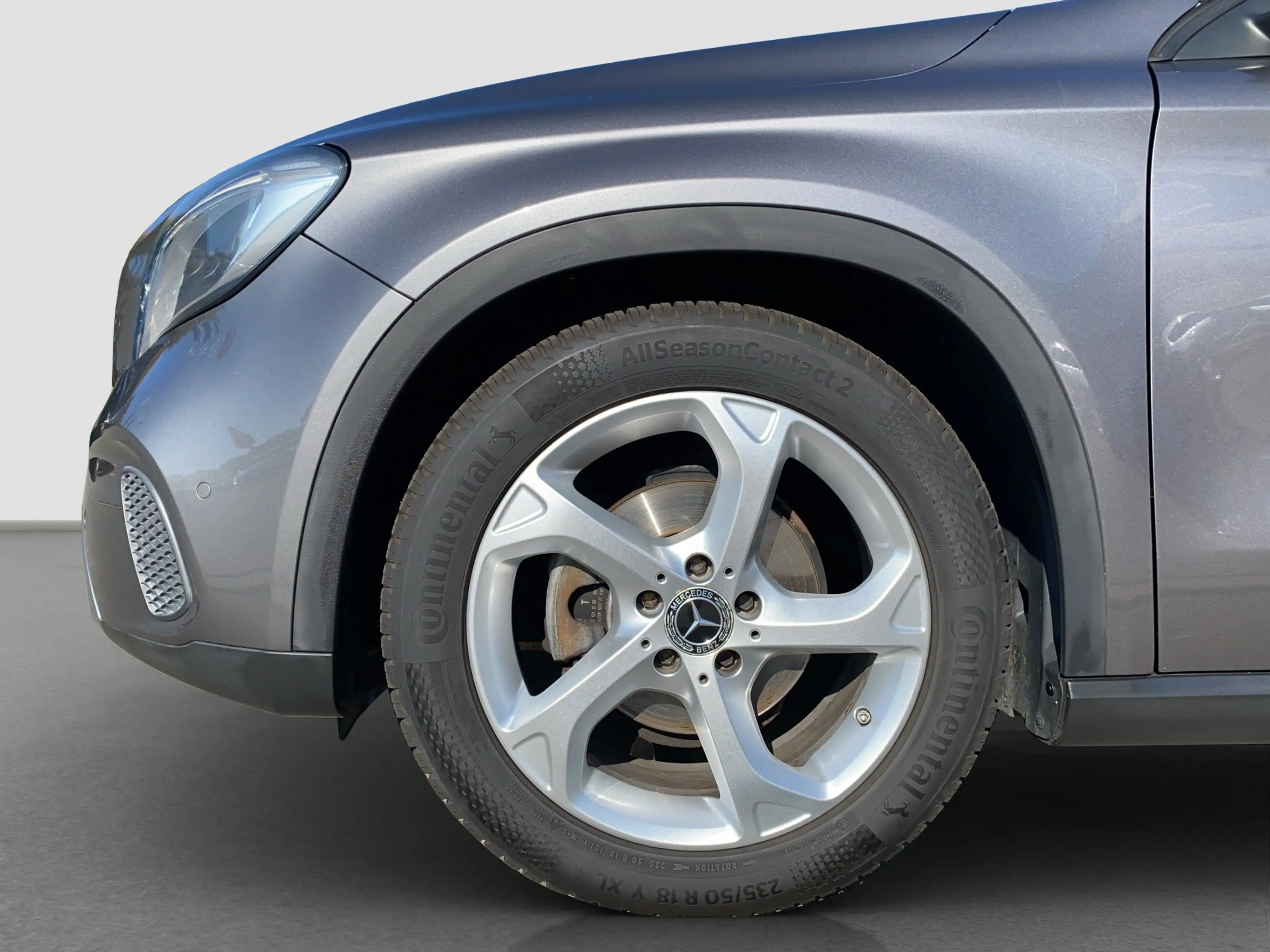 Mercedes-Benz GLA 200 MB  Urban LED Tempo 360° Keyless Carplay — photo 15