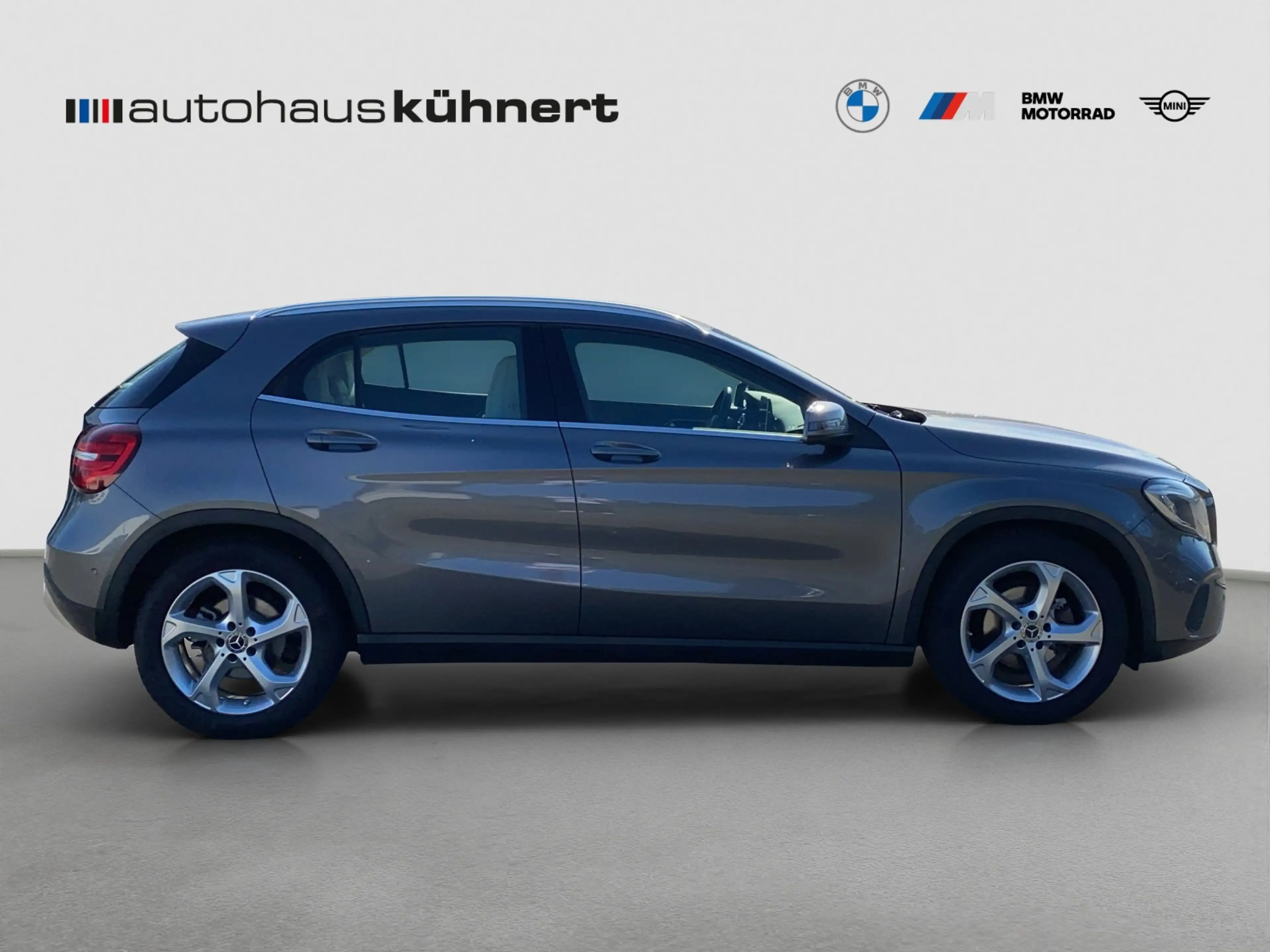 Mercedes-Benz GLA 200 MB  Urban LED Tempo 360° Keyless Carplay — photo 7