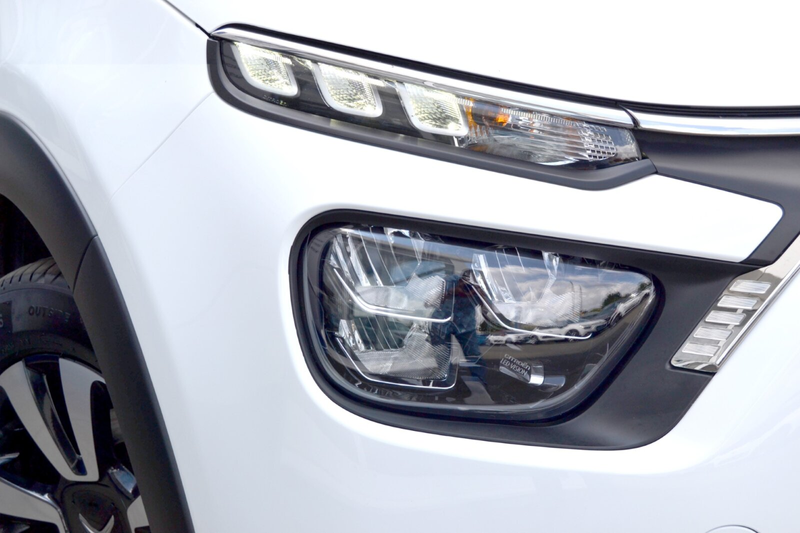 Citroen C3 C3 1,2 Shine AutoAC LMF USB+DAB eFH LED PDC — photo 8
