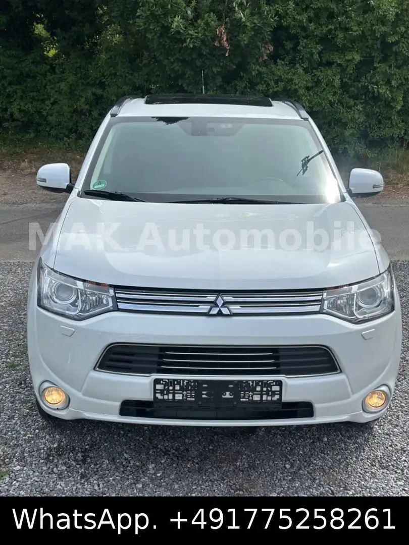 Mitsubishi Outlander PHEV Top 4WD,Pano,leder,Kam,Eu6 Weiß - 2