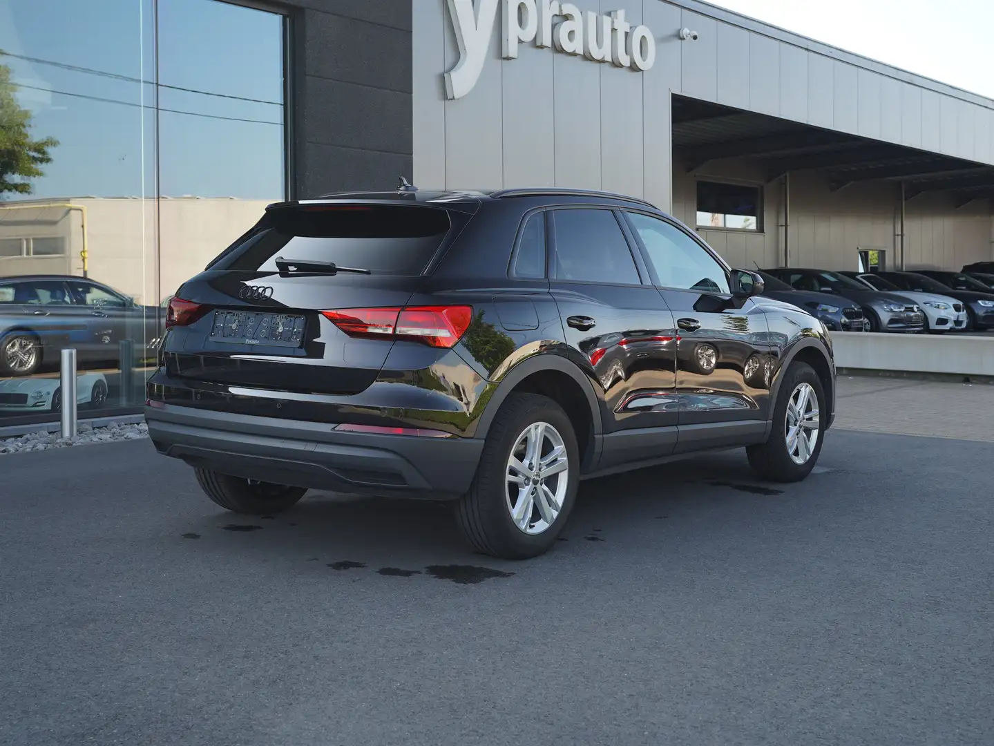 Audi Q3 35 TFSI Virtual Cockpit Privacy LaneAssist Cruise Black - 2