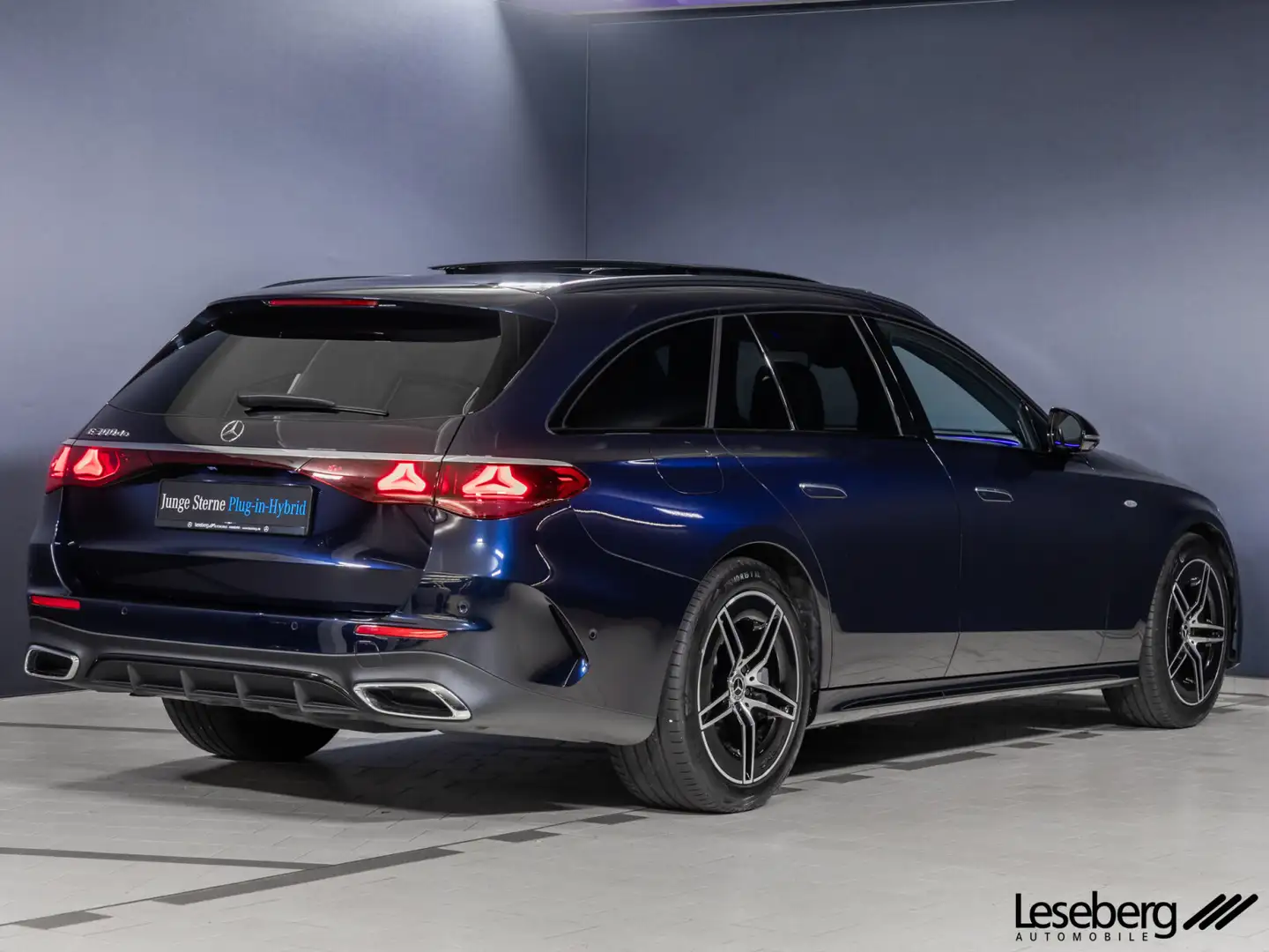 Mercedes-Benz E 300 E 300 de T AMG DIG.LIGHT / Pano / AHK /DISTRONIC Blau - 2