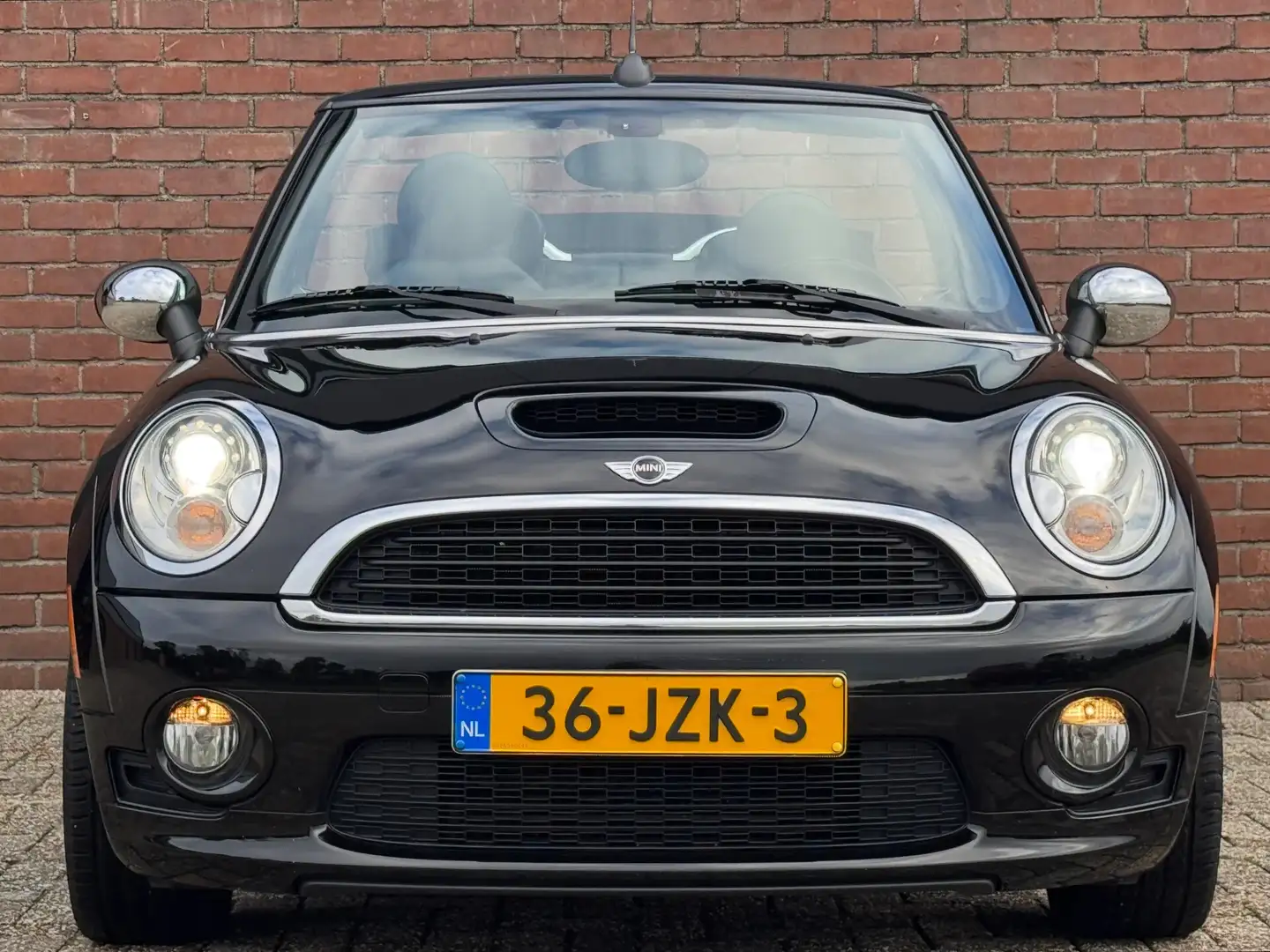 MINI Cooper S Cabrio Mini 1.6 CHILI | NL-AUTO! | LEDER! Noir - 2