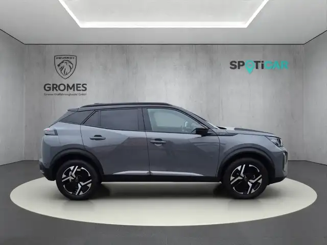 Peugeot 2008 view 2