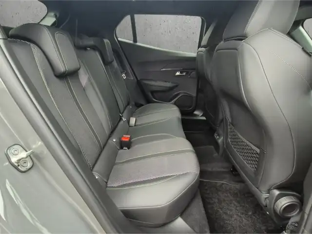 Peugeot 2008 view 14