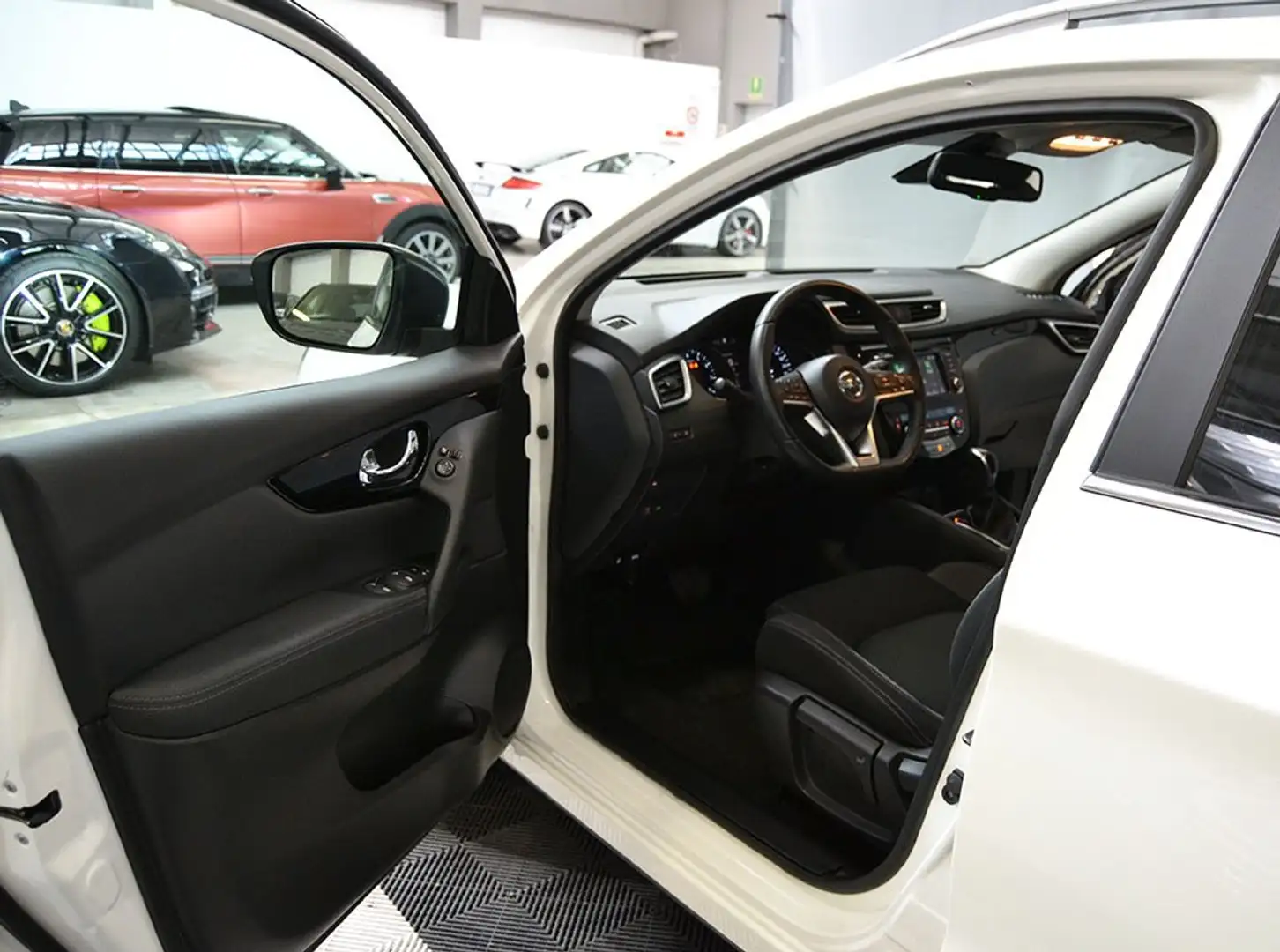 Nissan Qashqai 1.3 DIG-T 160CV DCT Navi-360°-TettoPanoramico** Bianco - 2