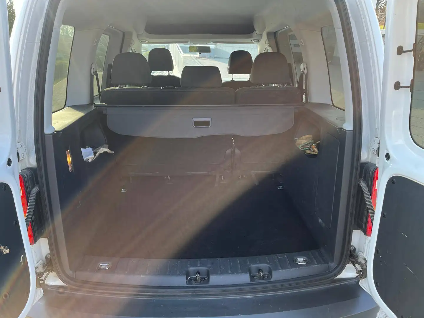Volkswagen Caddy Caddy Kombi Trendline 2,0 TDI DSG Trendline Weiß - 2