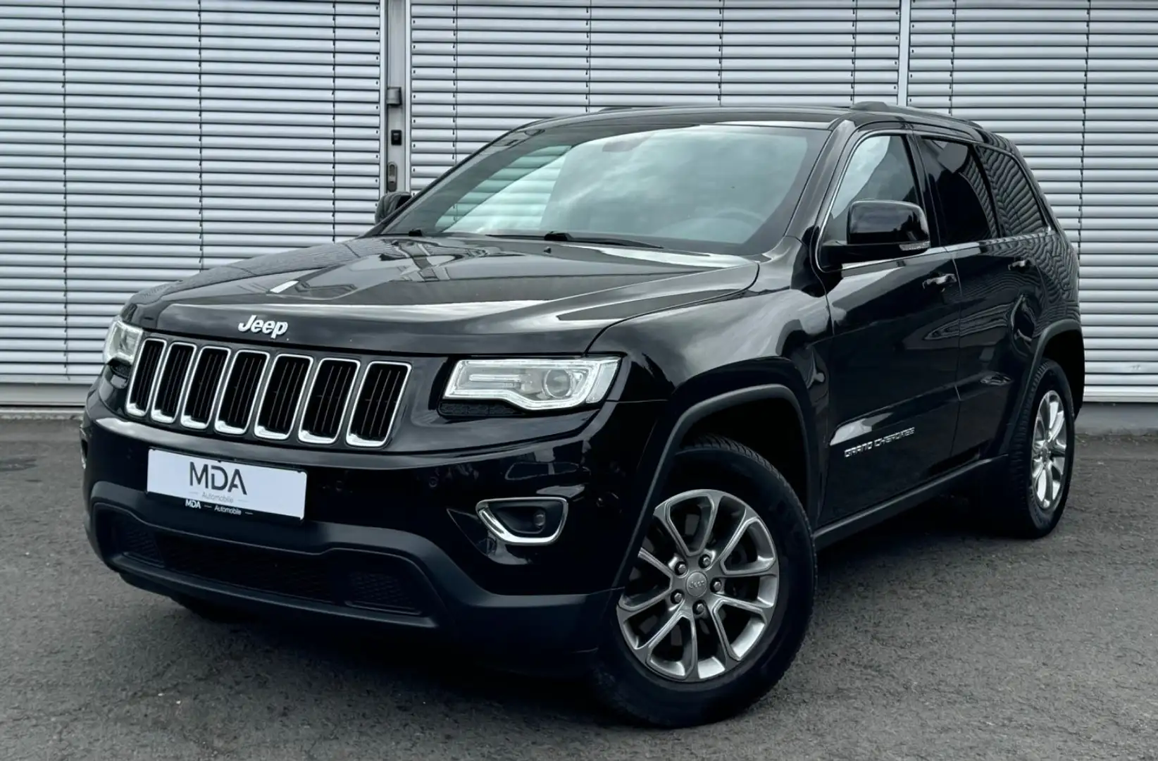 Jeep Grand Cherokee 3.0 CRD Laredo 4x4 Automatik AHK Schwarz - 2