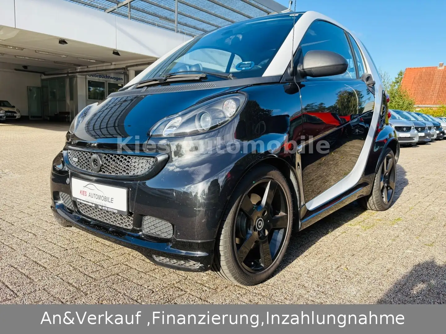 smart forTwo Brabus 84Ps AUTOM/SERVO/SITZH/LEDER/TEMPO Schwarz - 1