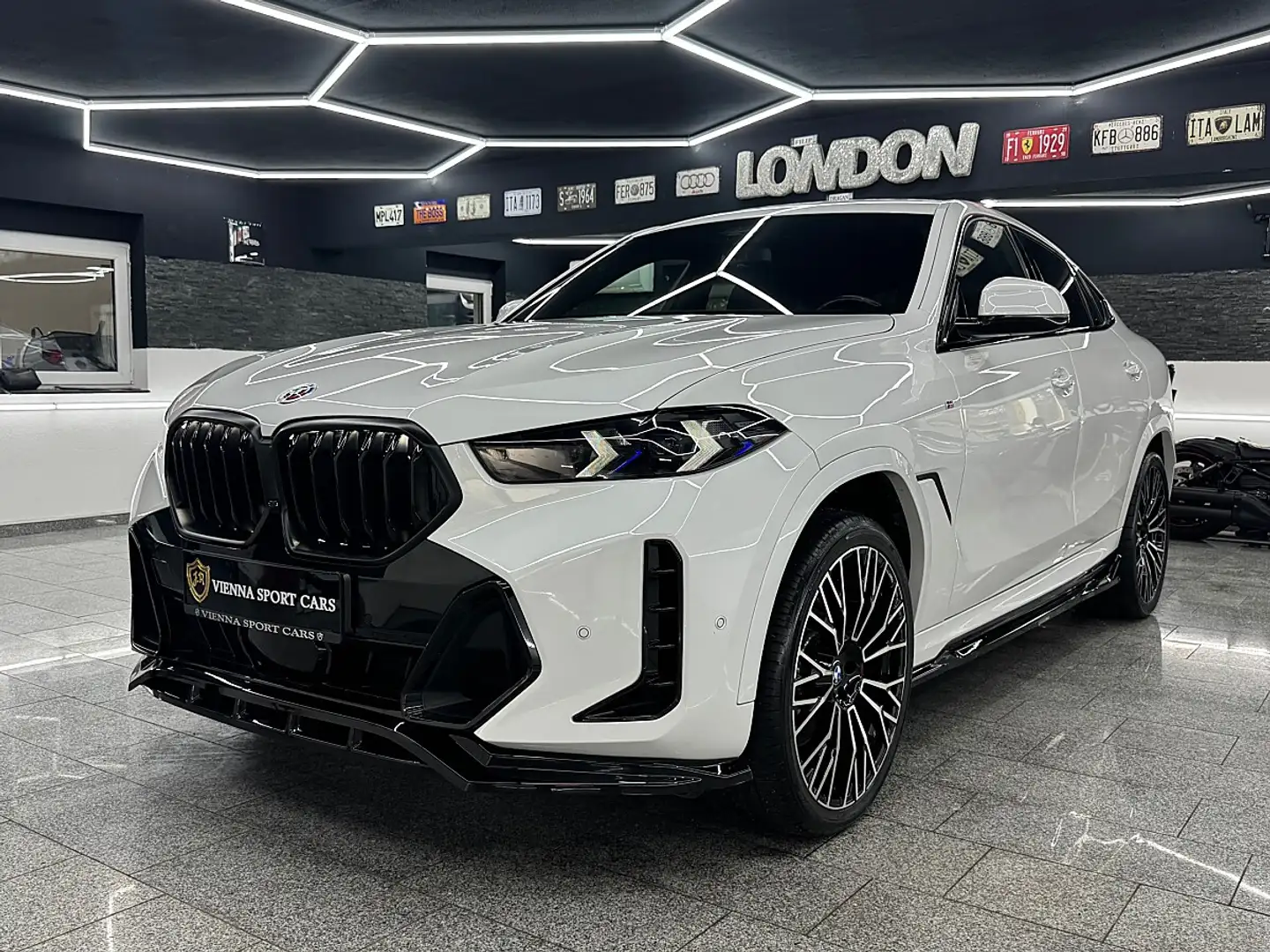BMW X6 40i B58 Aut.*LCI-Facelift*M-Paket Pro*Traum* Weiß - 1